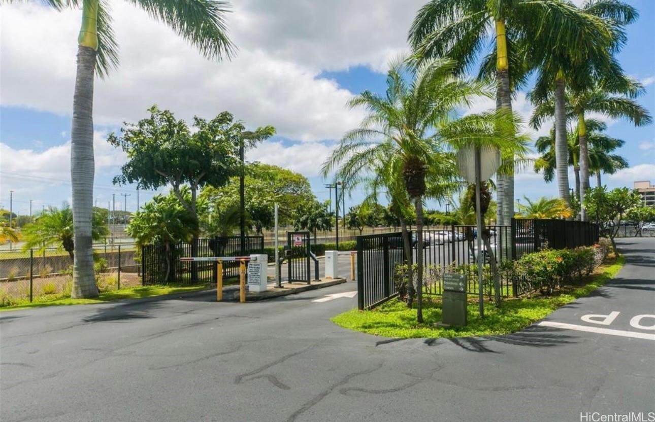 Plantation Town Apartments condo # 507, Waipahu, Hawaii - photo 9 of 10