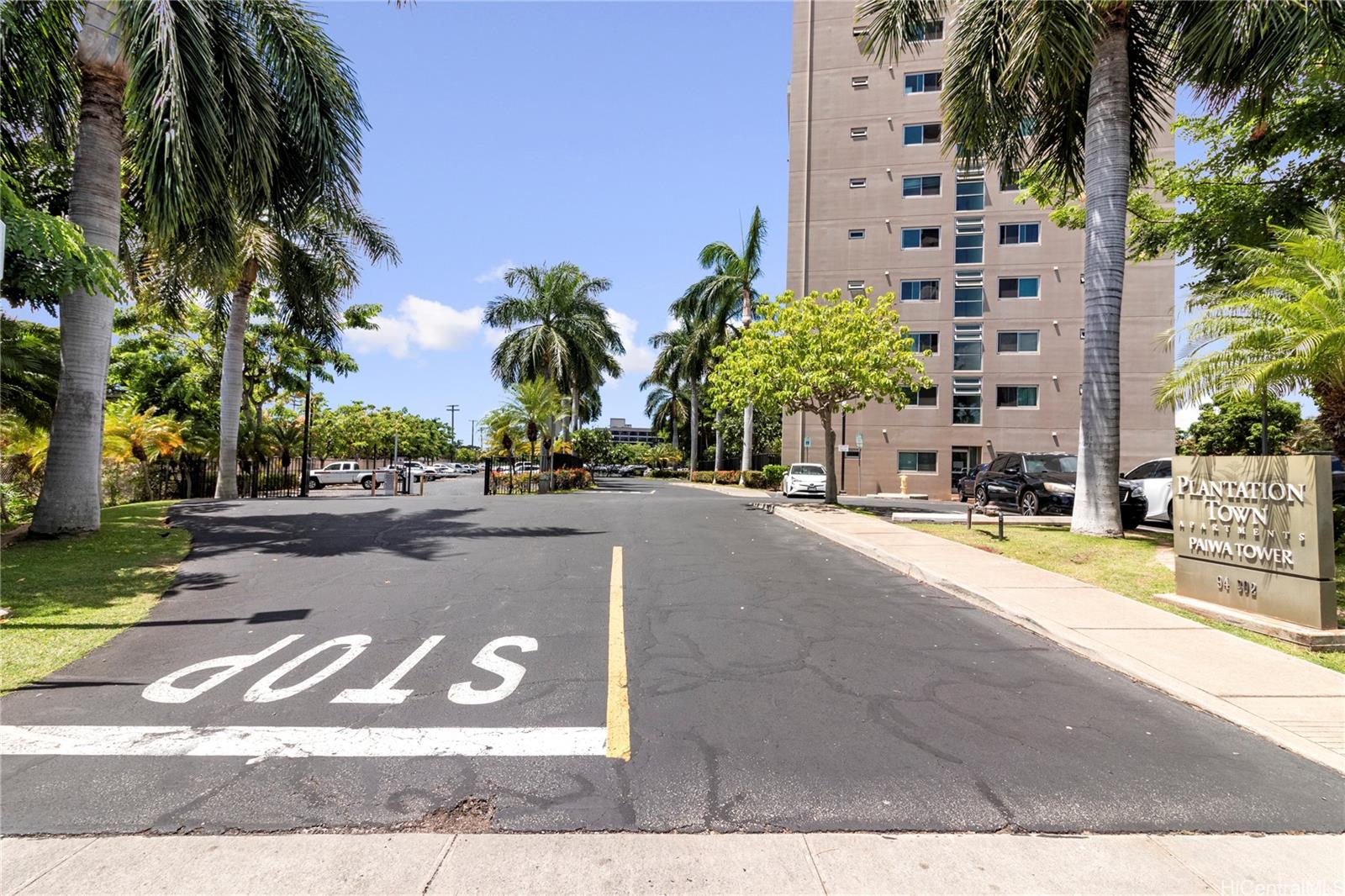 Plantation Town Apartments condo # 707, Waipahu, Hawaii - photo 3 of 16