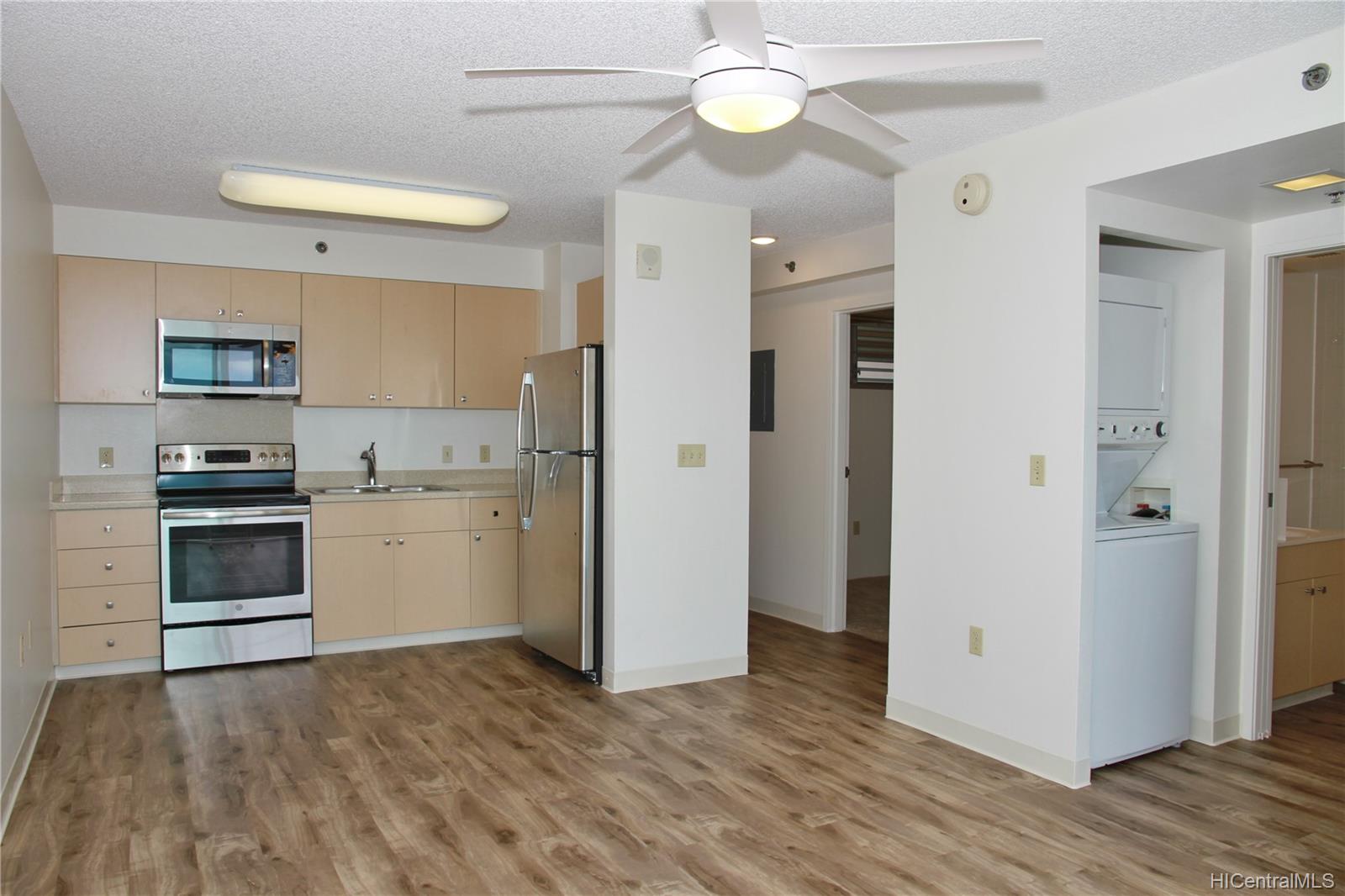 Plantation Town Apartments 807, 94302 Paiwa Street, Waipahu Waipahu