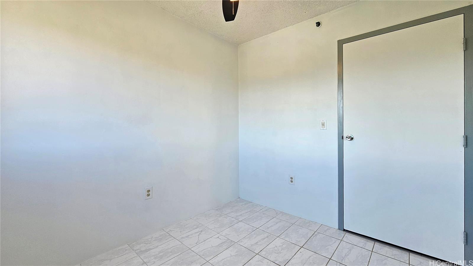 Plantation Town Apartments condo # 902, Waipahu, Hawaii - photo 16 of 25