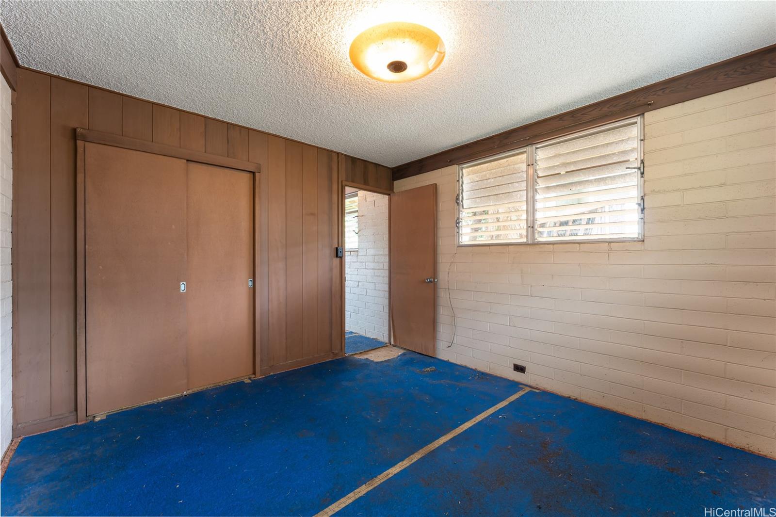 94-315  Kahuahele Street Waipahu Triangle, Waipahu home - photo 18 of 24