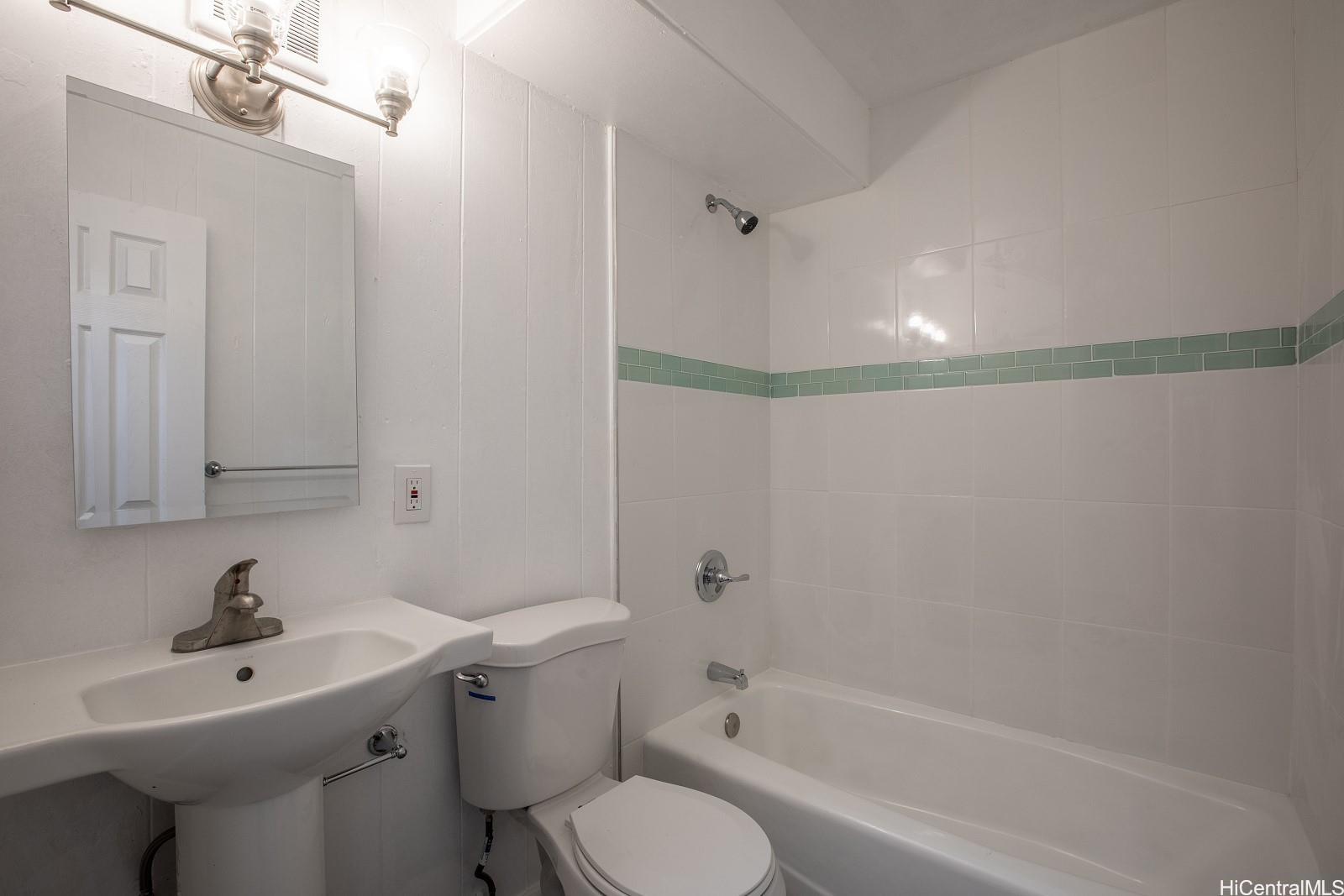 94-322 Pupuole Street Waipahu - Rental - photo 5 of 8