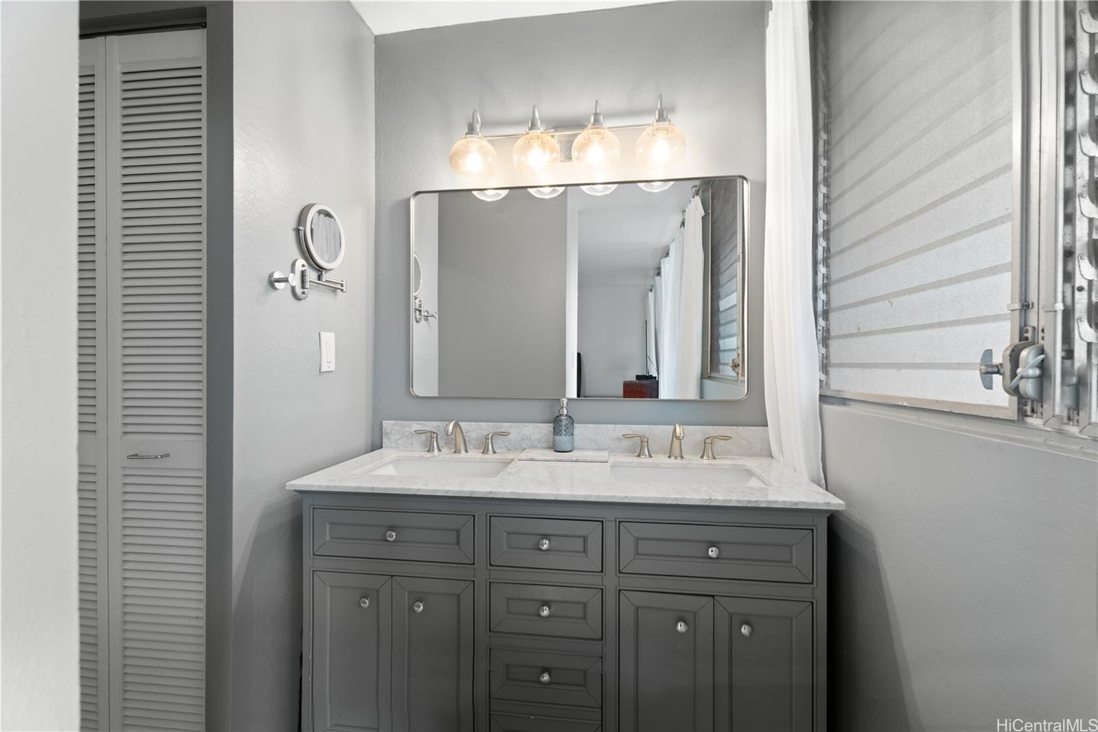 MTA townhouse # 7, Mililani, Hawaii - photo 9 of 19