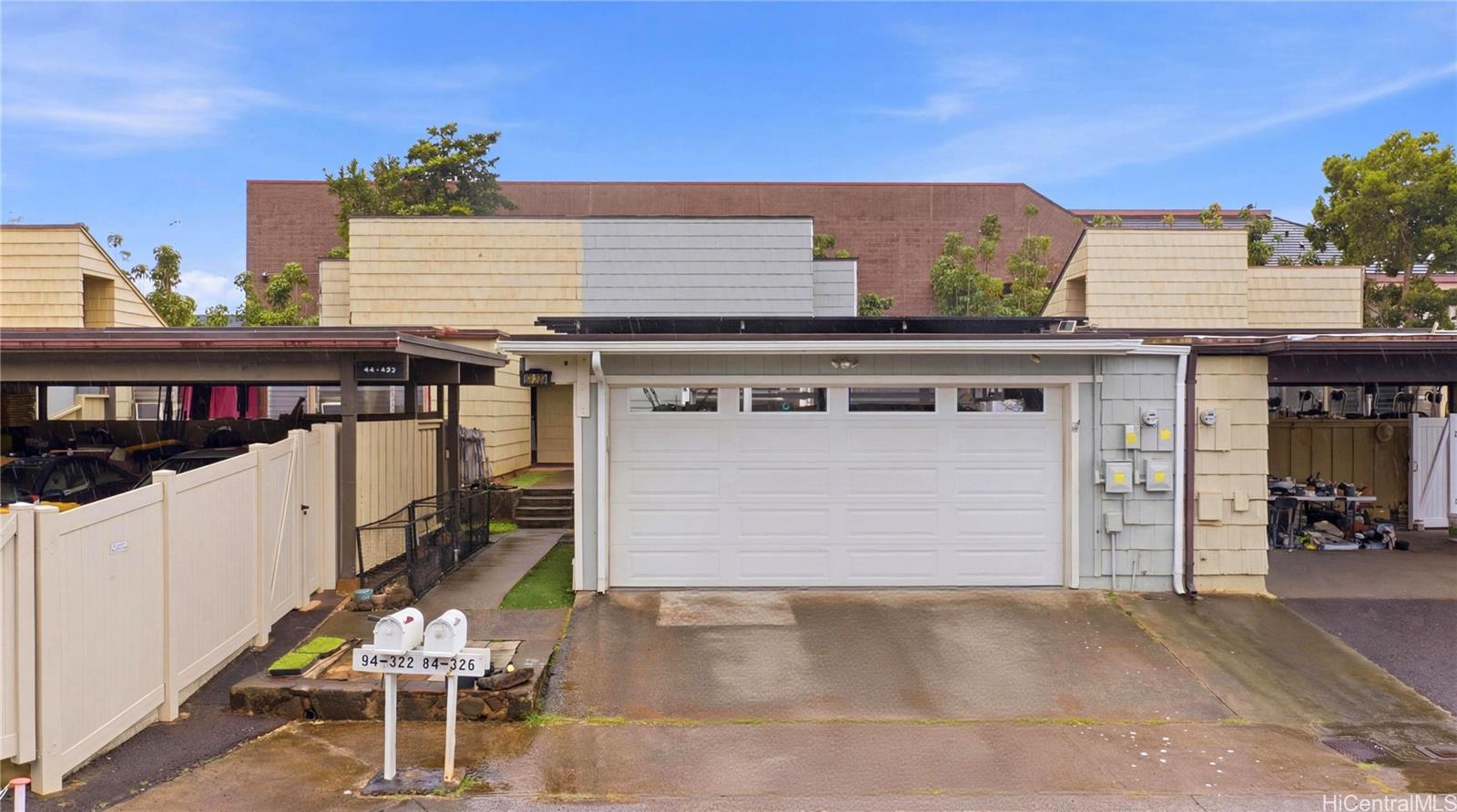 94-326  Alula Place Mililani Area, Central home - photo 2 of 25