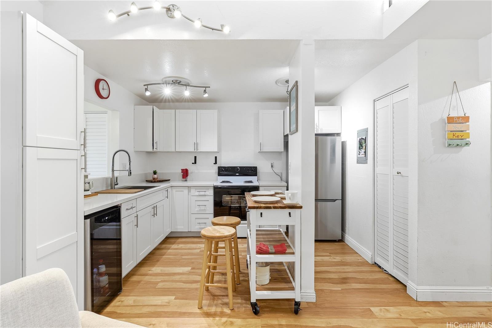 94-326  Alula Place Mililani Area, Central home - photo 14 of 25