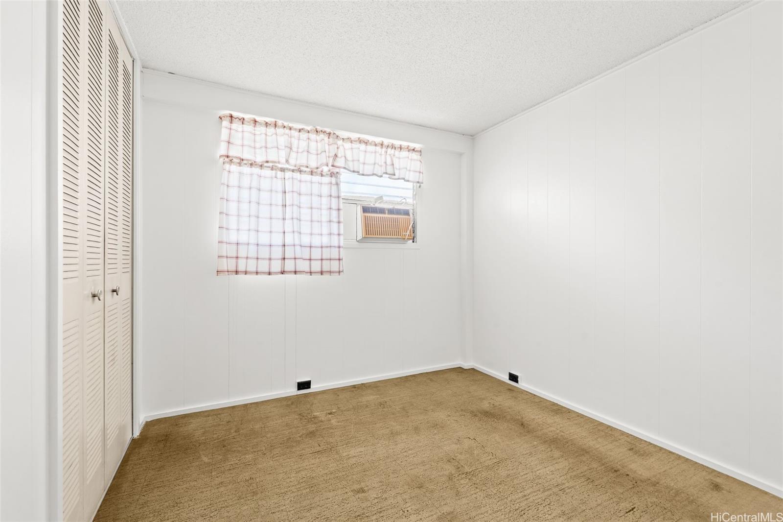 94-326  Kipou Pl Harbor View, Waipahu home - photo 13 of 24