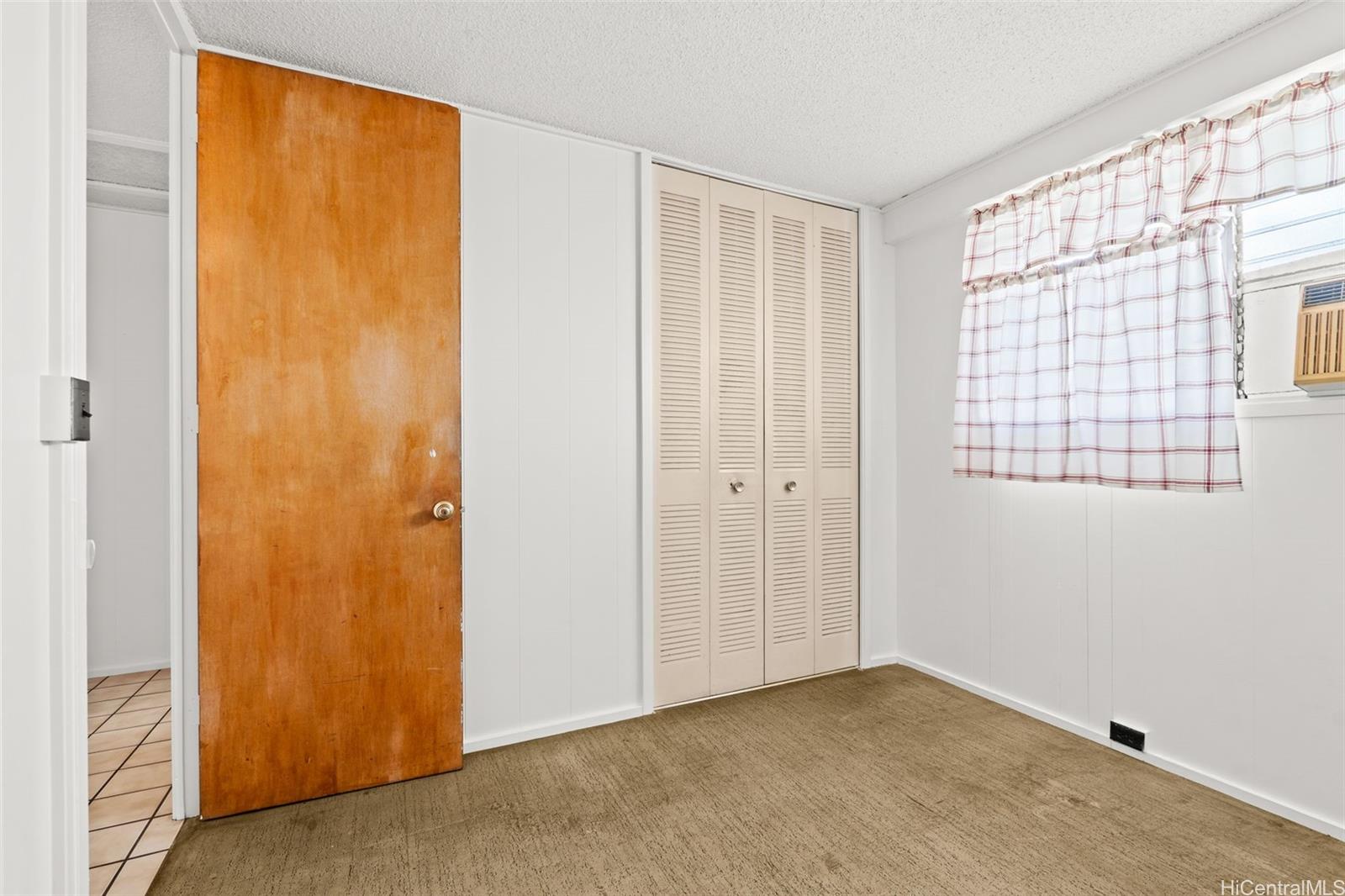 94-326  Kipou Pl Harbor View, Waipahu home - photo 14 of 24