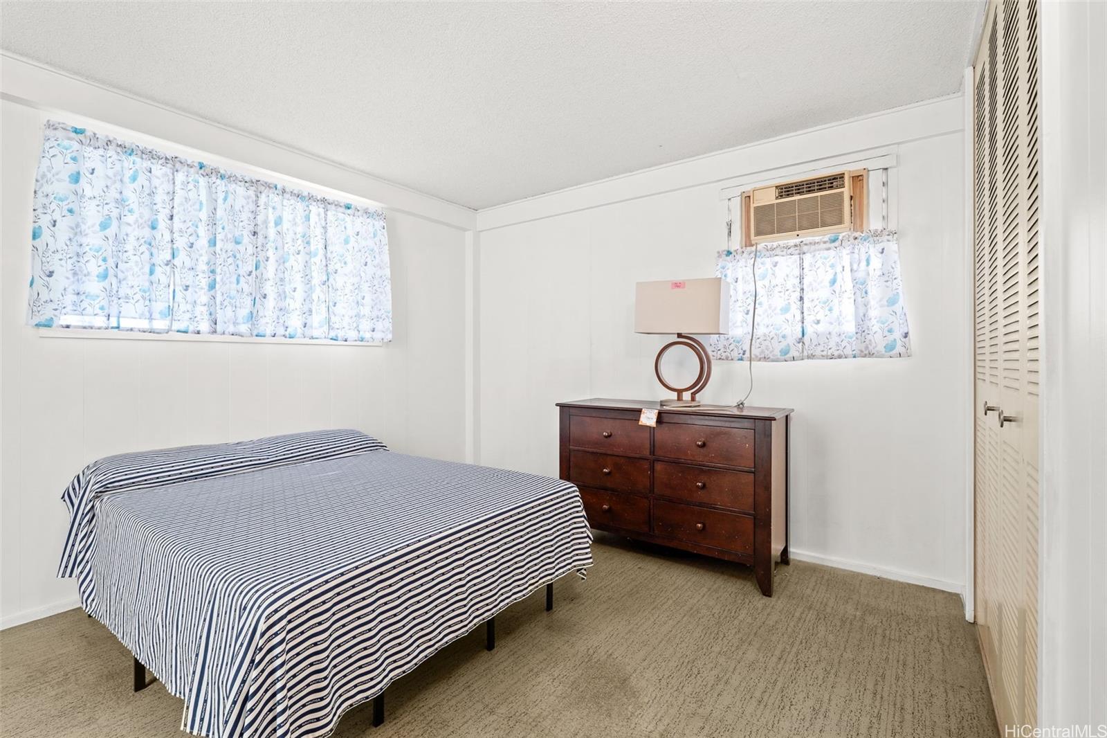 94-326  Kipou Pl Harbor View, Waipahu home - photo 17 of 24