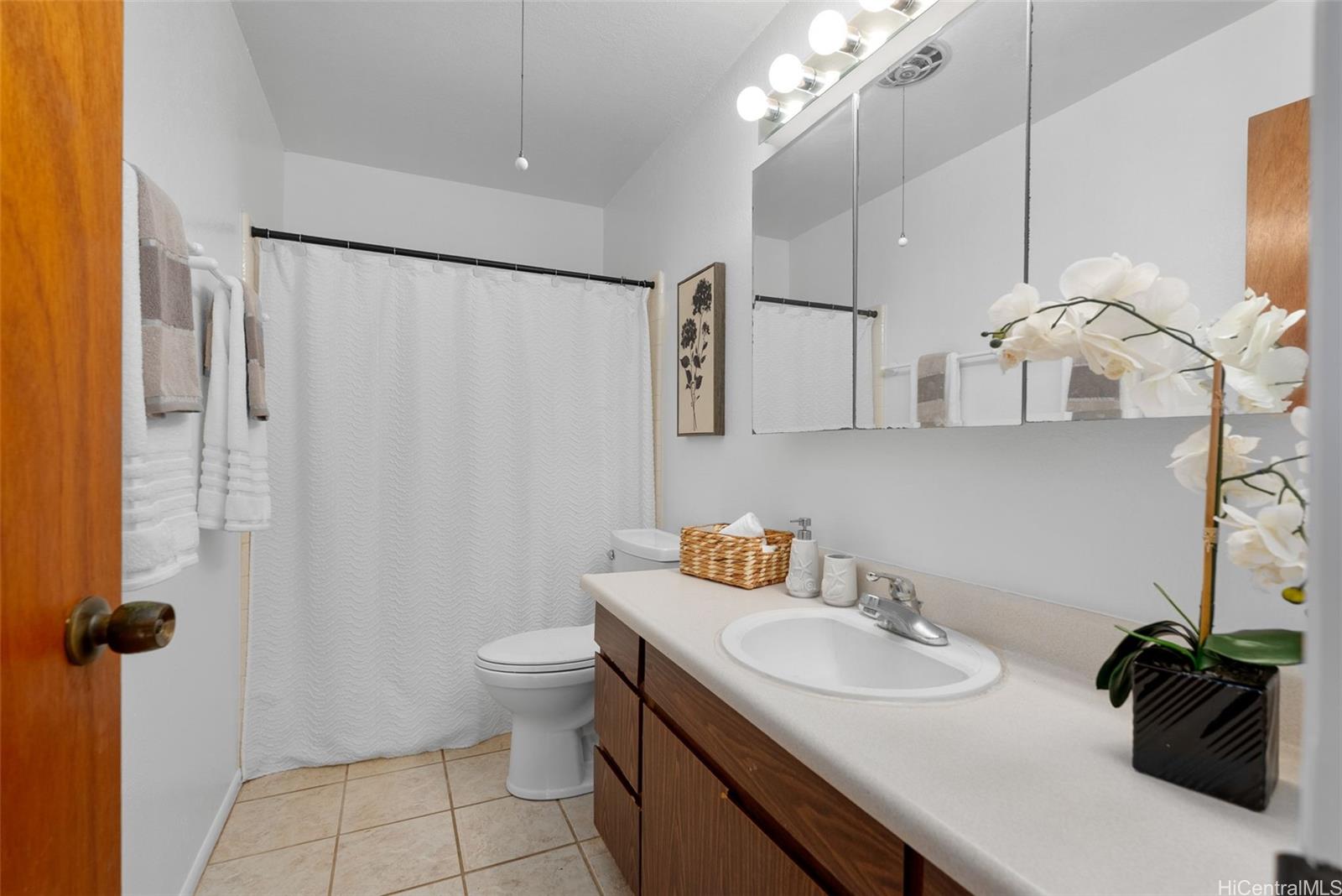 94-328  Hokuliilii Place Mililani Area, Central home - photo 16 of 25