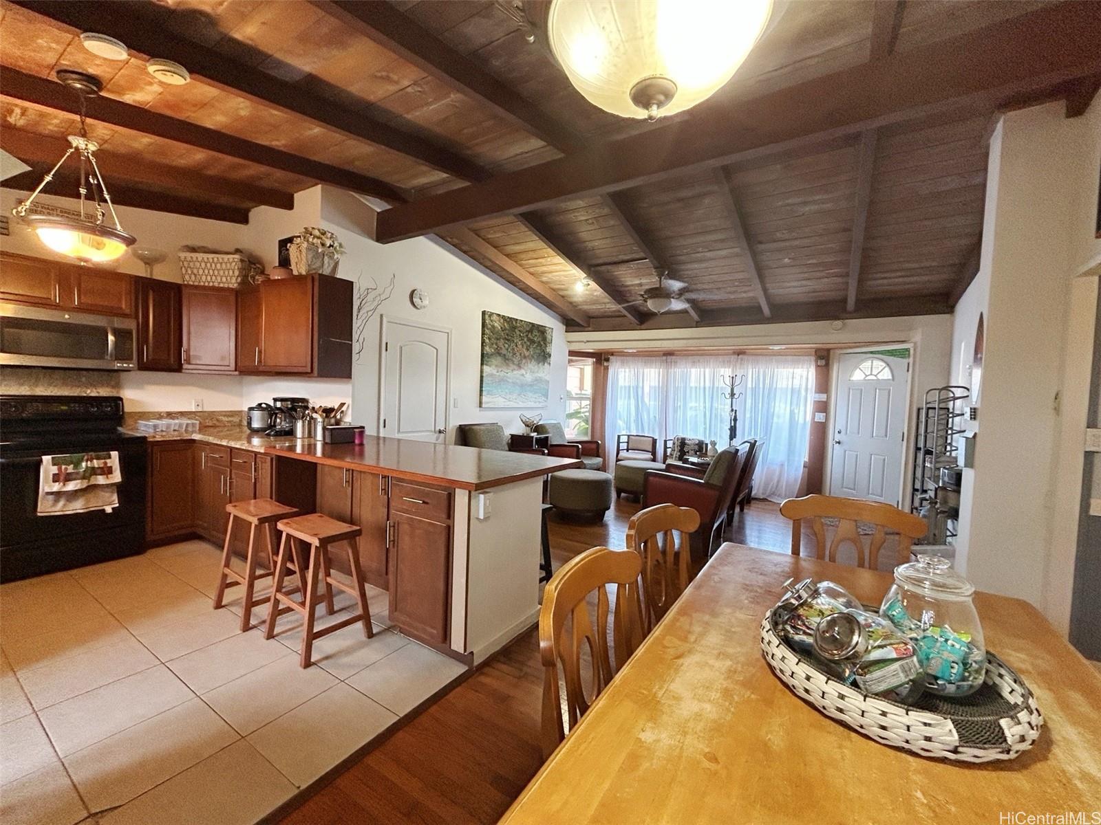 94-334 Pupukahi Place Waipahu - Rental - photo 3 of 25