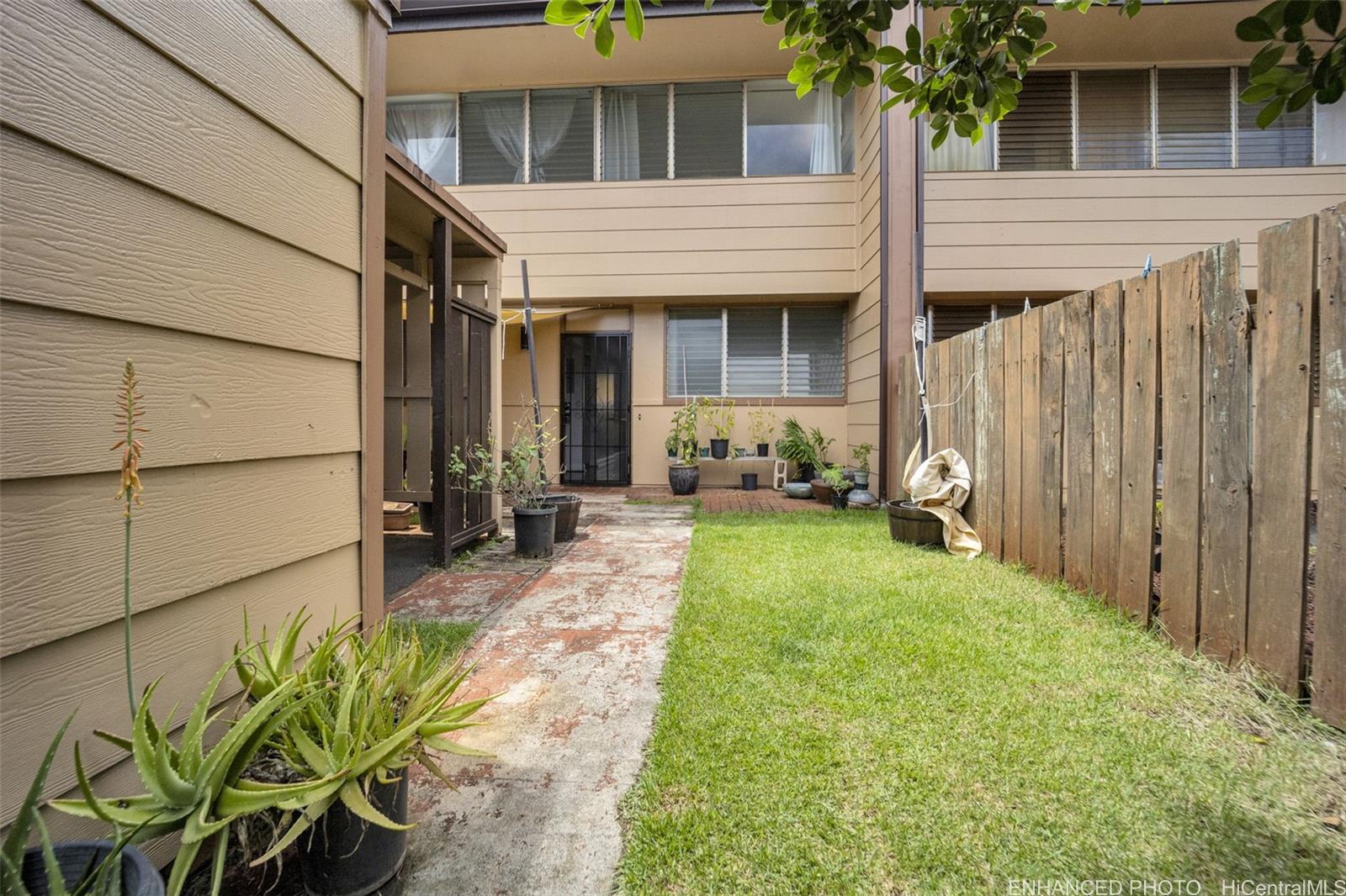 Mililani town townhouse # 12, Mililani, Hawaii - photo 24 of 25