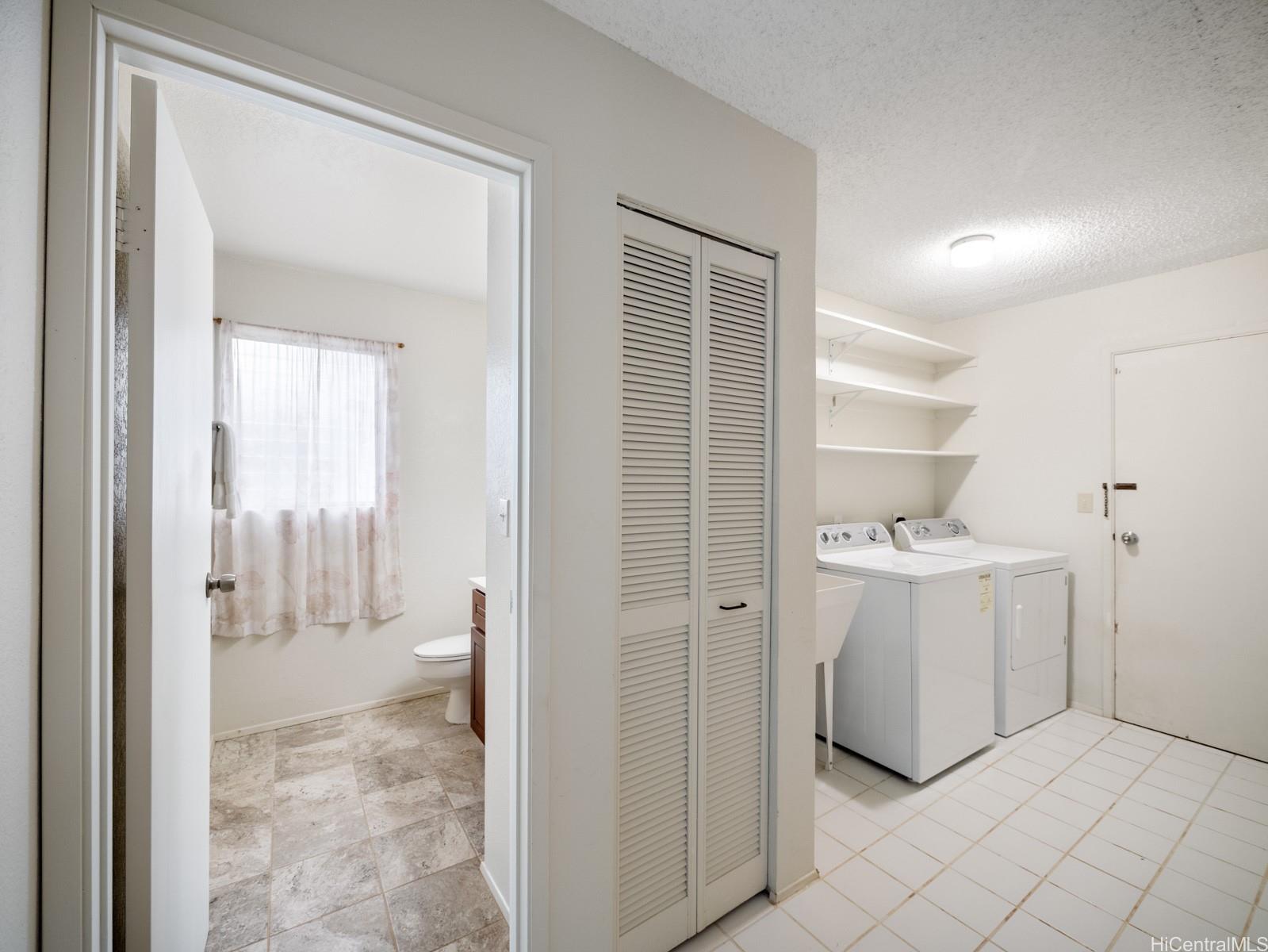 94-337  Makapipipi St Mililani Area, Central home - photo 12 of 25