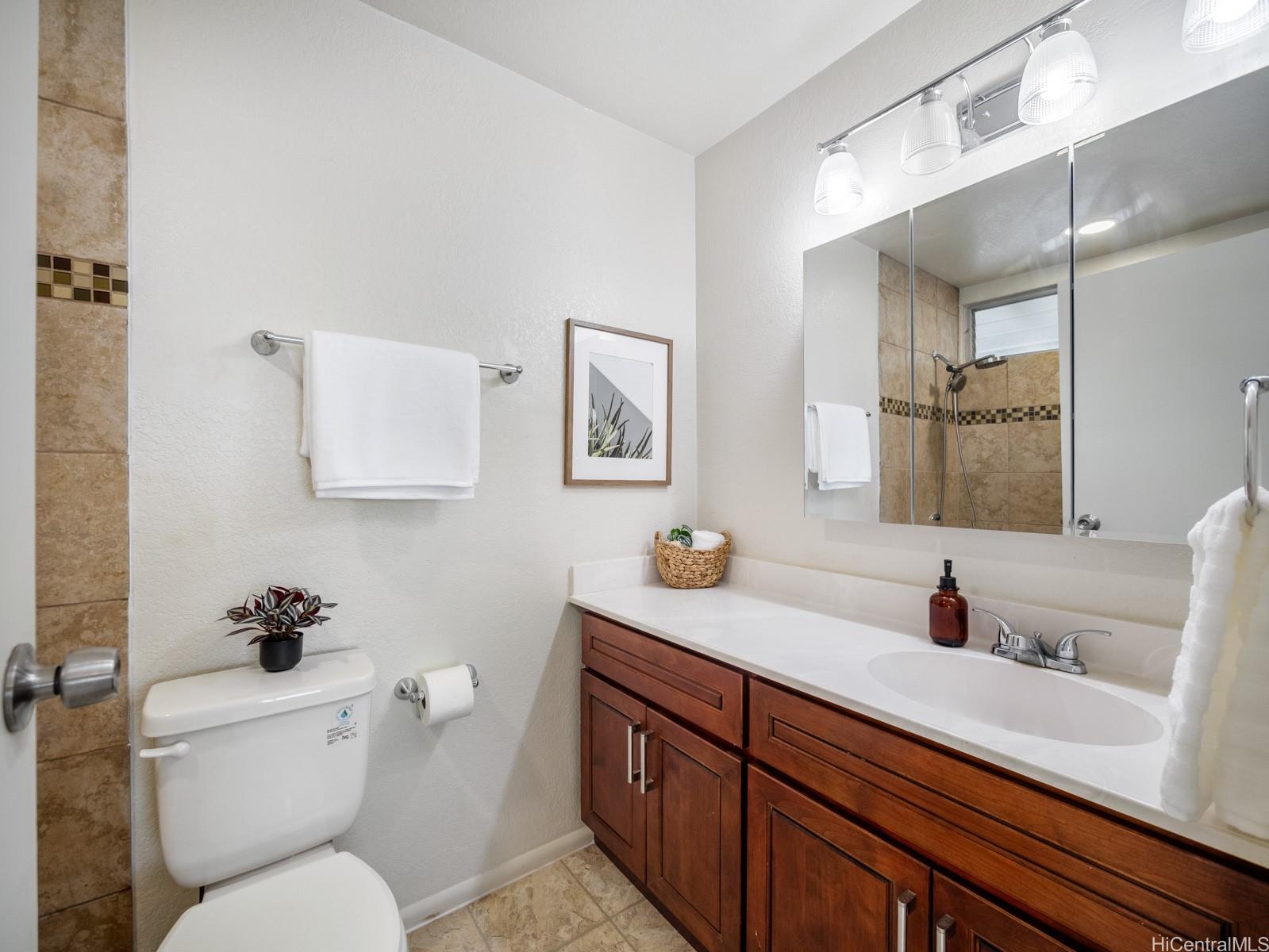 94-337  Makapipipi St Mililani Area, Central home - photo 16 of 25