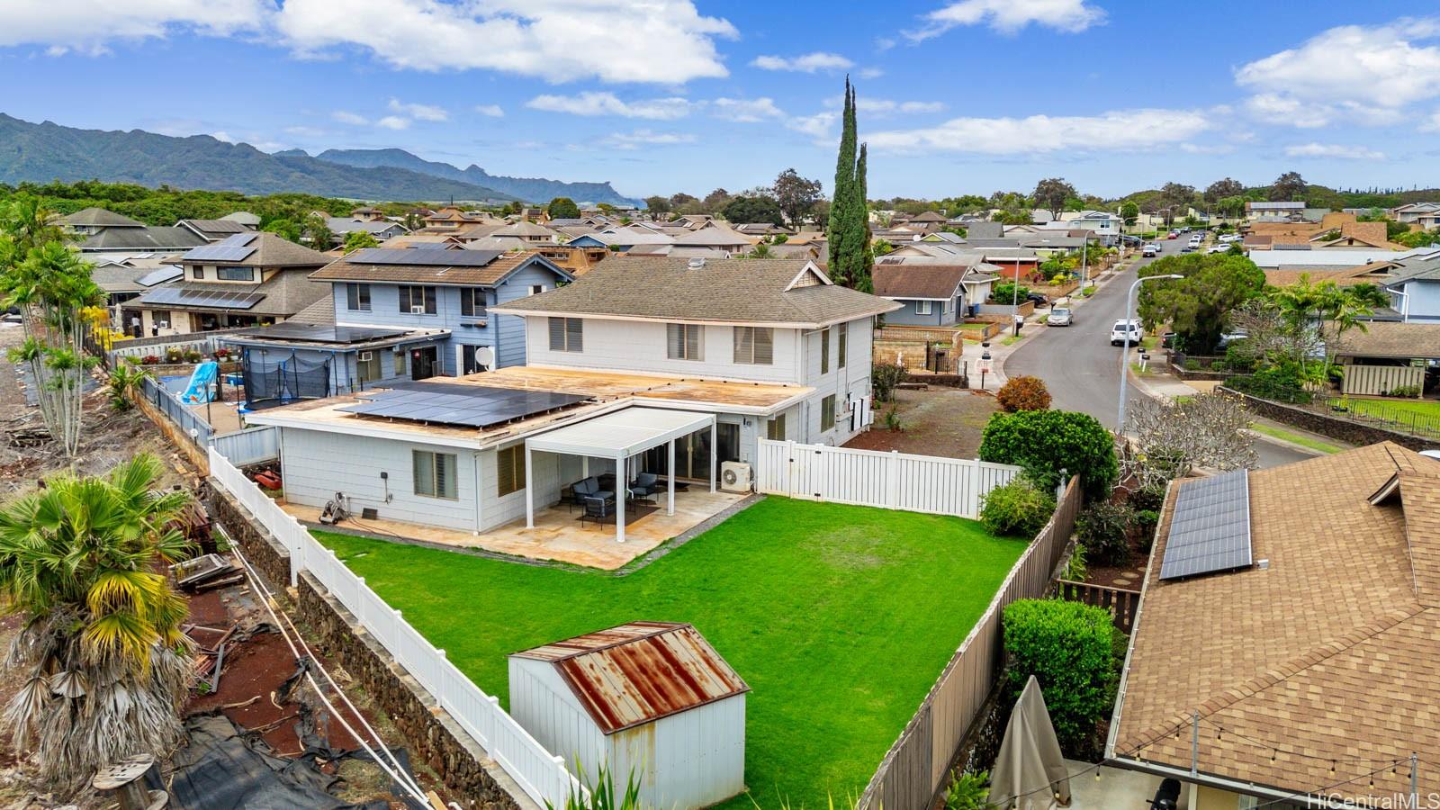 94-337  Makapipipi St Mililani Area, Central home - photo 22 of 25