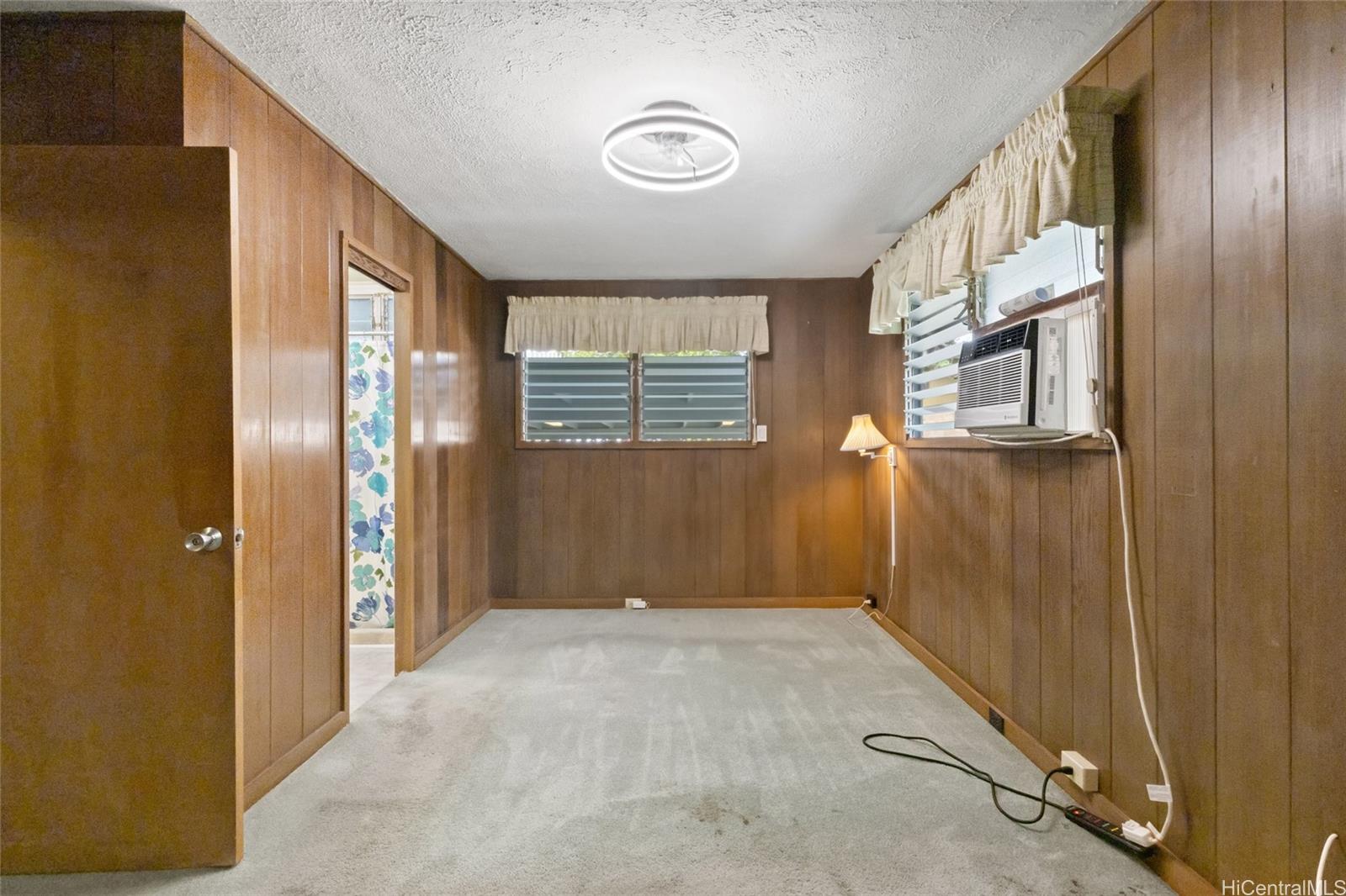 94-341  Kahuanani St Waipahu Triangle, Waipahu home - photo 9 of 24