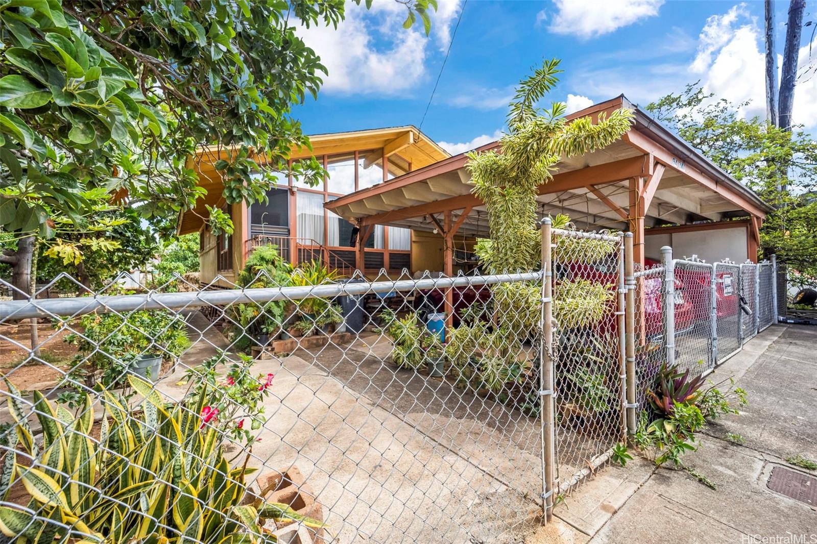 94-341  Peke Lane Waipahu-lower, Waipahu home - photo 19 of 21