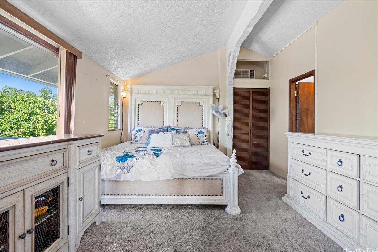 94-341  Ulukoa Street Mililani Area, Central home - photo 11 of 25