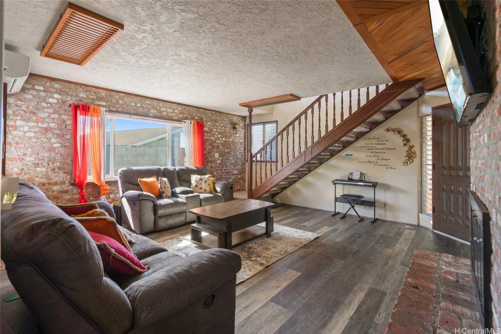 94-341  Ulukoa Street Mililani Area, Central home - photo 21 of 25