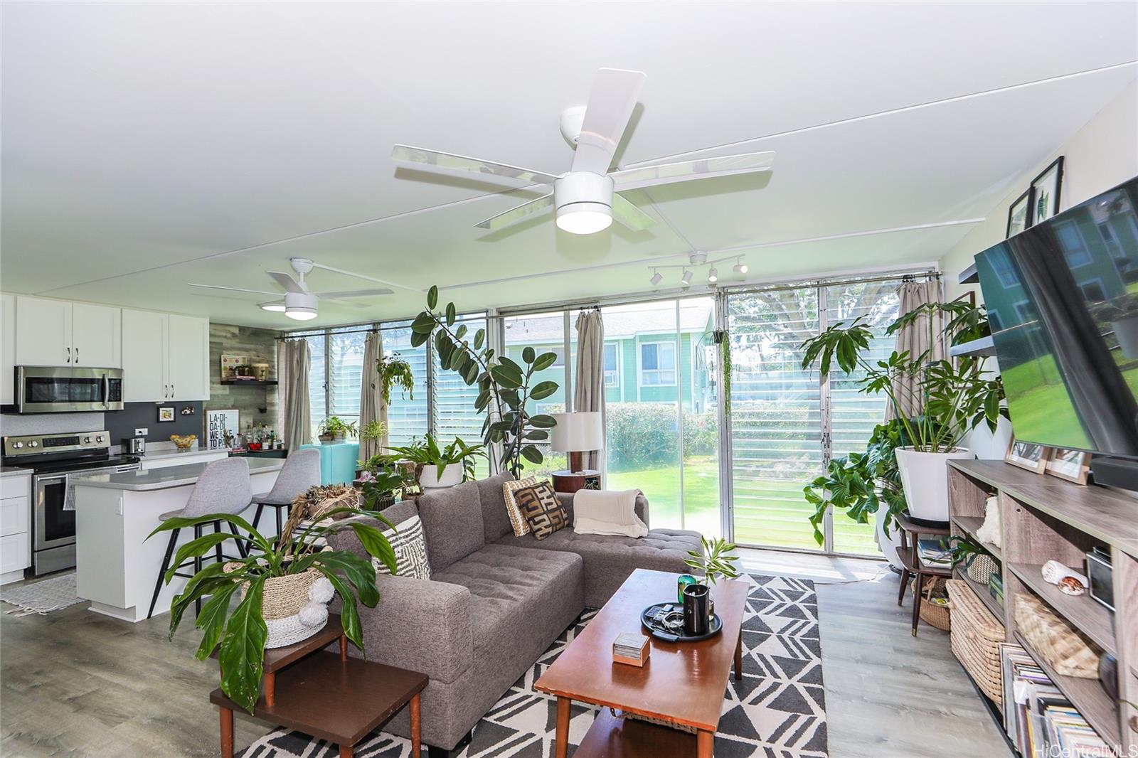 Hokuahi Apts condo # 117, Mililani, Hawaii - photo 2 of 12