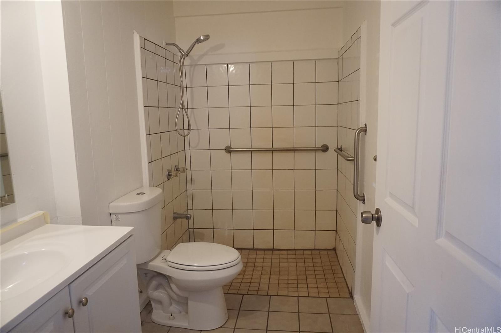94-350  Kipou Place Harbor View, Waipahu home - photo 13 of 22