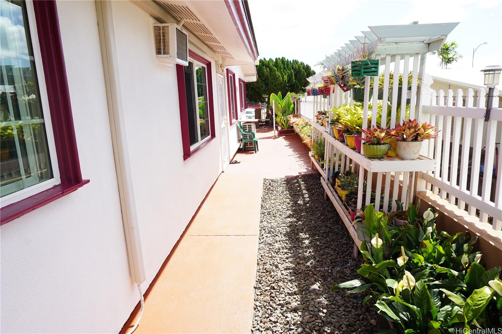 94-350  Kipou Place Harbor View, Waipahu home - photo 21 of 22