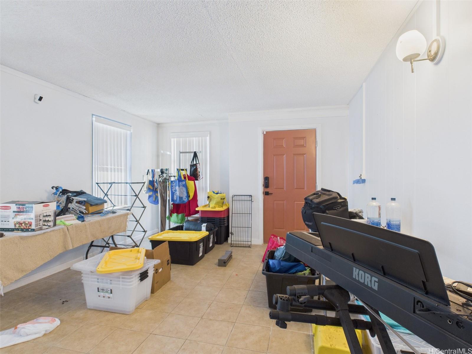 94-353  Hene Street Harbor View, Waipahu home - photo 13 of 22