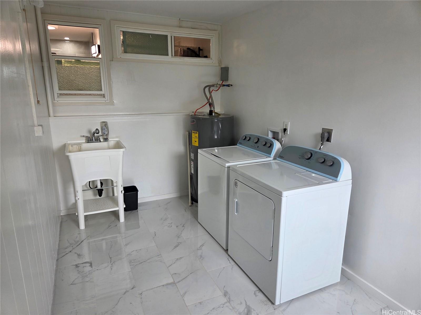 94-366 Kipou St Waipahu - Rental - photo 8 of 18