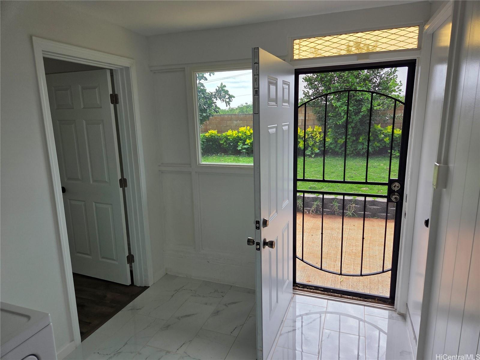 94-366 Kipou St Waipahu - Rental - photo 10 of 18