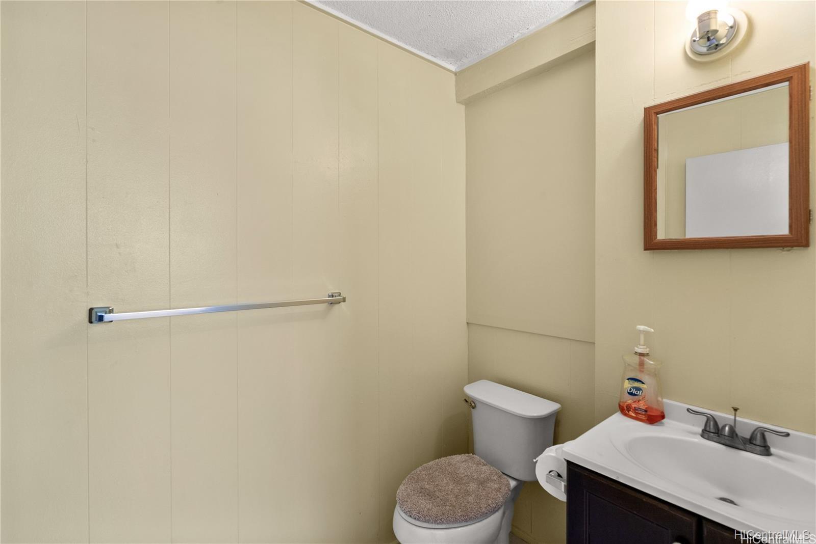 94-372 Haaa St Waipahu - Rental - photo 5 of 16