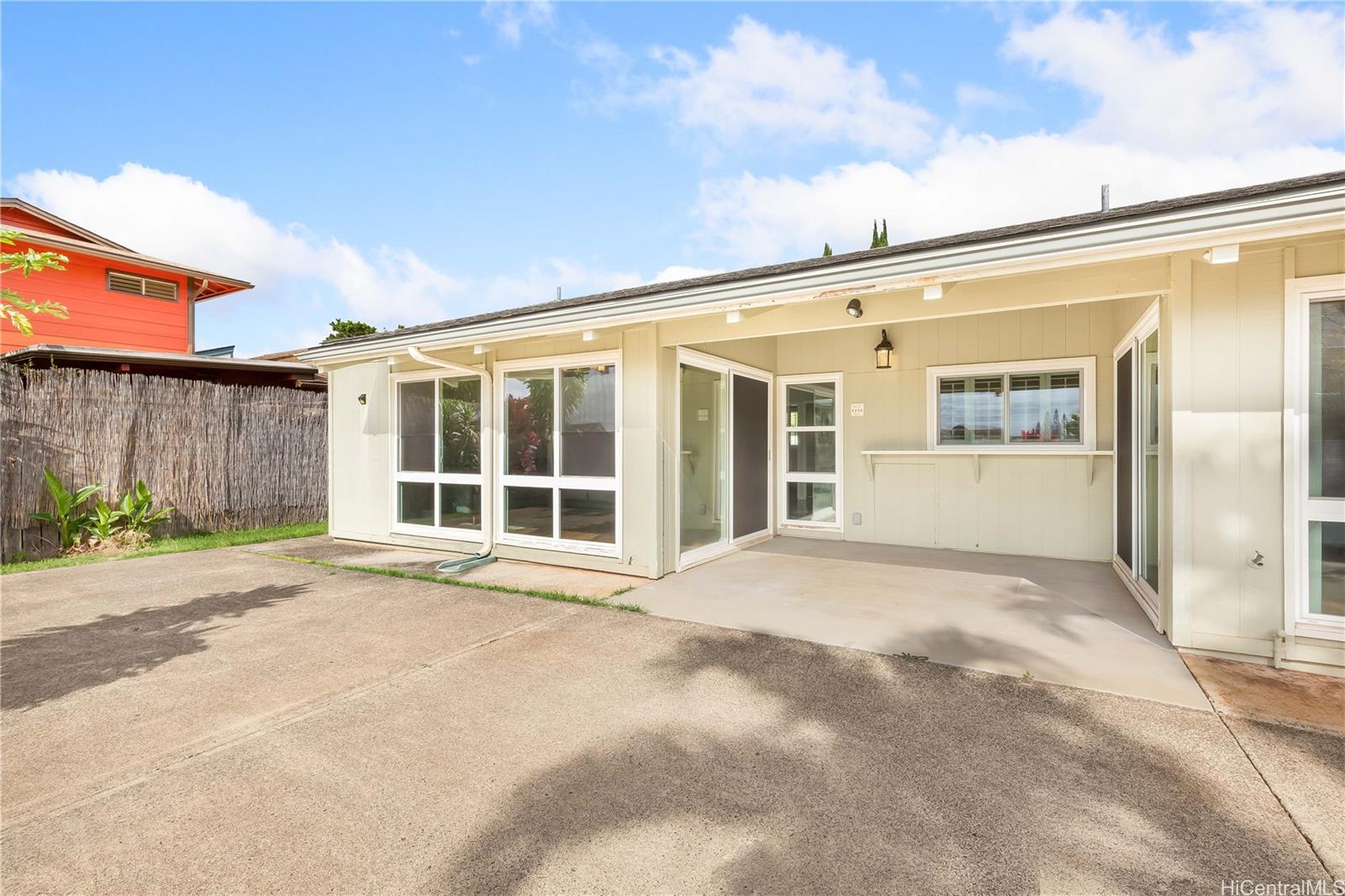 94-385  Hokuili Street Mililani Area, Central home - photo 17 of 21