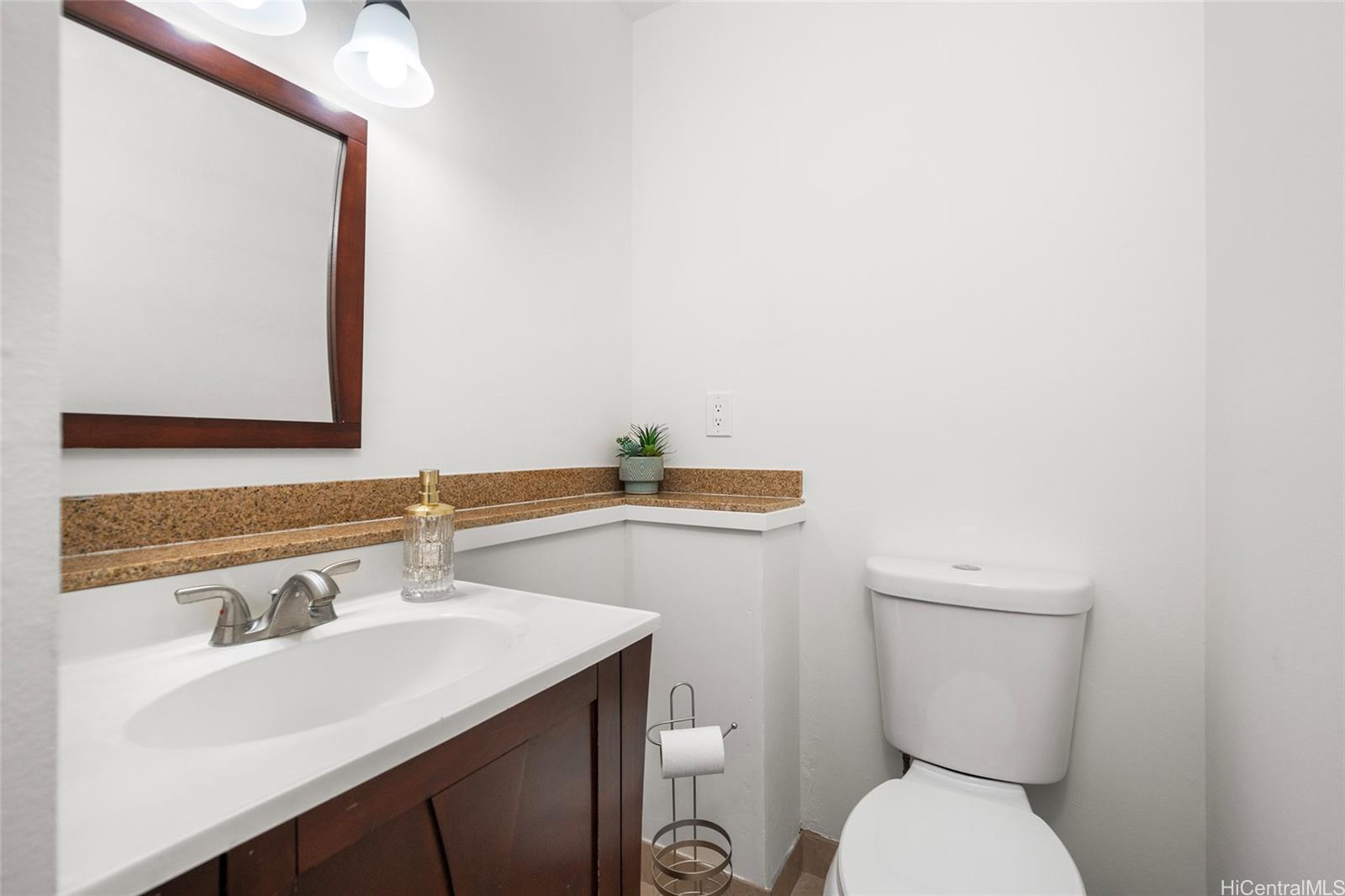 MTA townhouse # 83, Mililani, Hawaii - photo 9 of 22