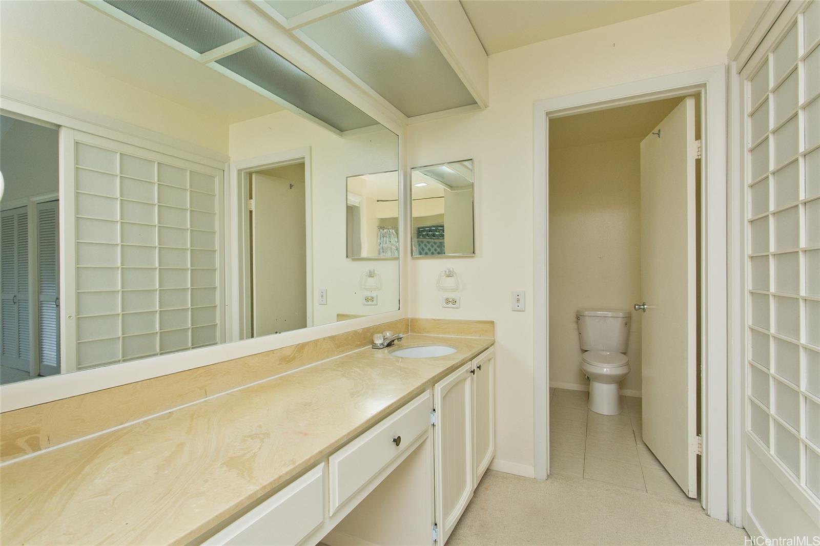 944  Kaahue St Mariners Ridge, Hawaii Kai home - photo 16 of 22