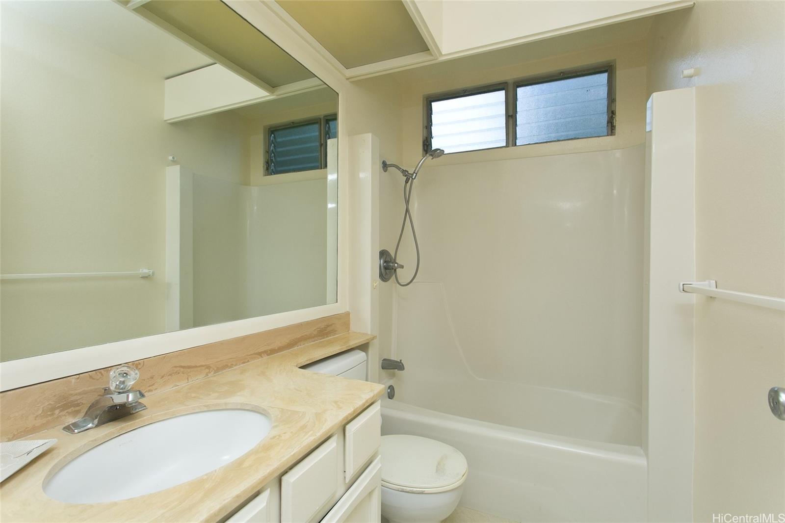 944  Kaahue St Mariners Ridge, Hawaii Kai home - photo 20 of 22