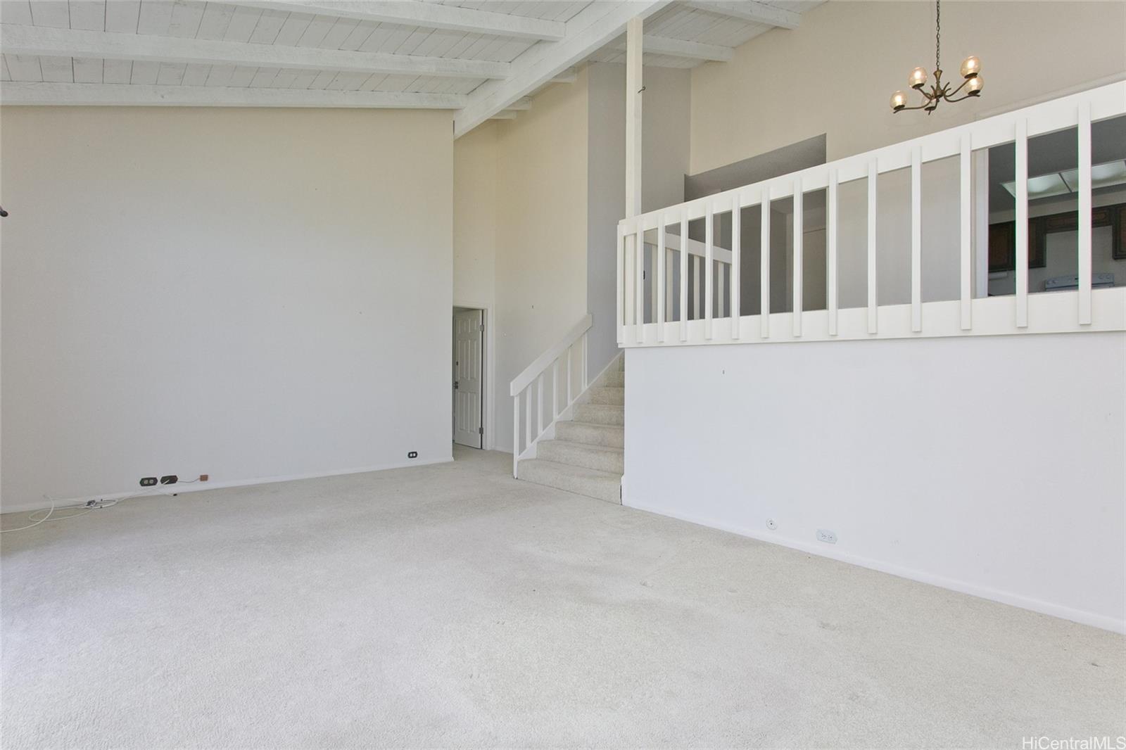 944  Kaahue St Mariners Ridge, Hawaii Kai home - photo 7 of 22