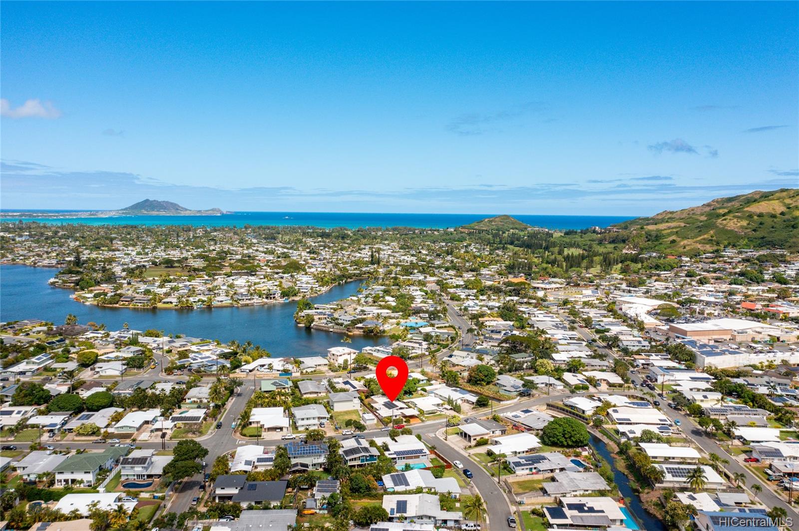 944 Kahili Street , Kailua, Hi 96734 Enchanted Lake