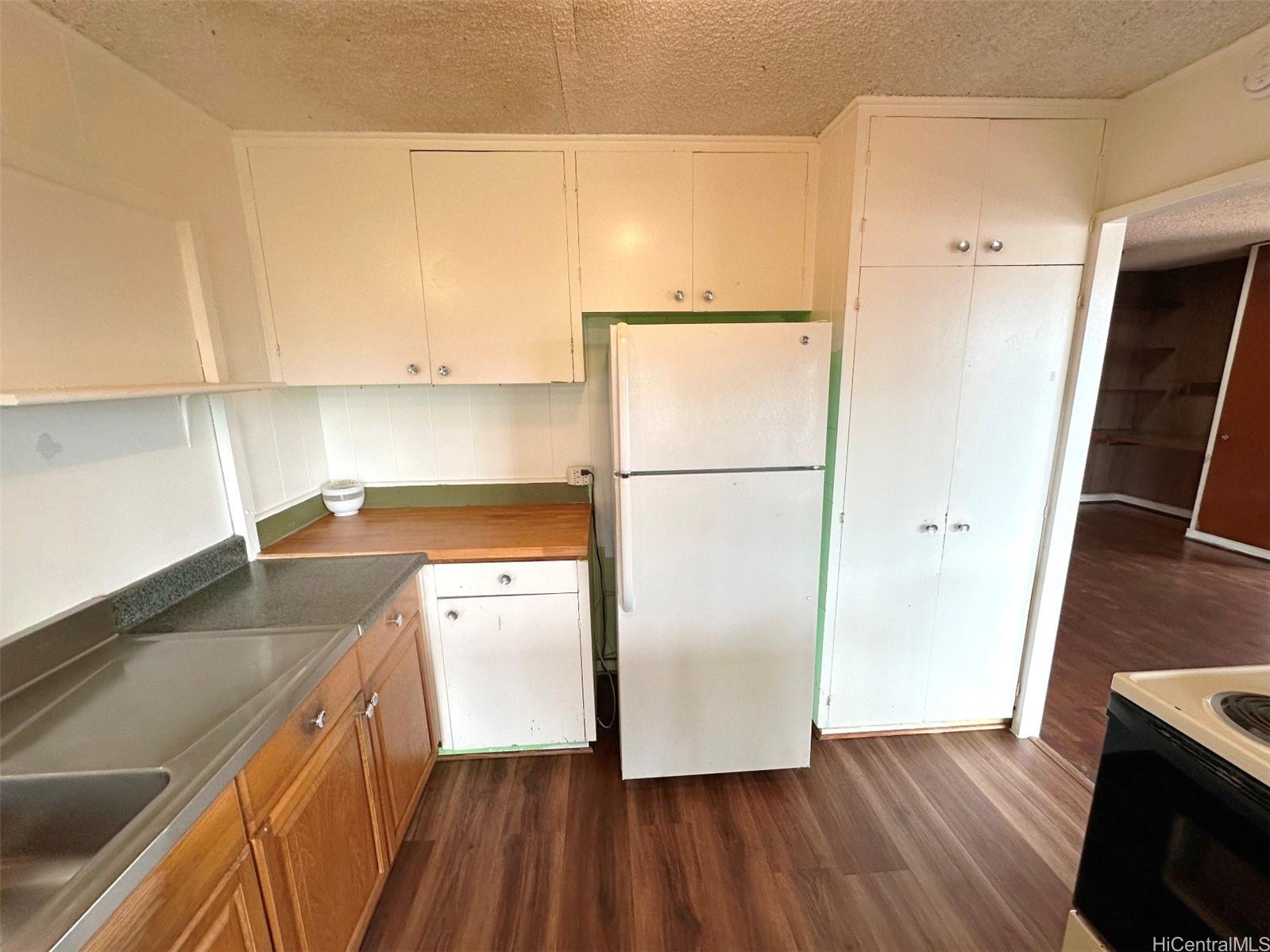 94-406 Kahualei Place Waipahu - Rental - photo 6 of 25