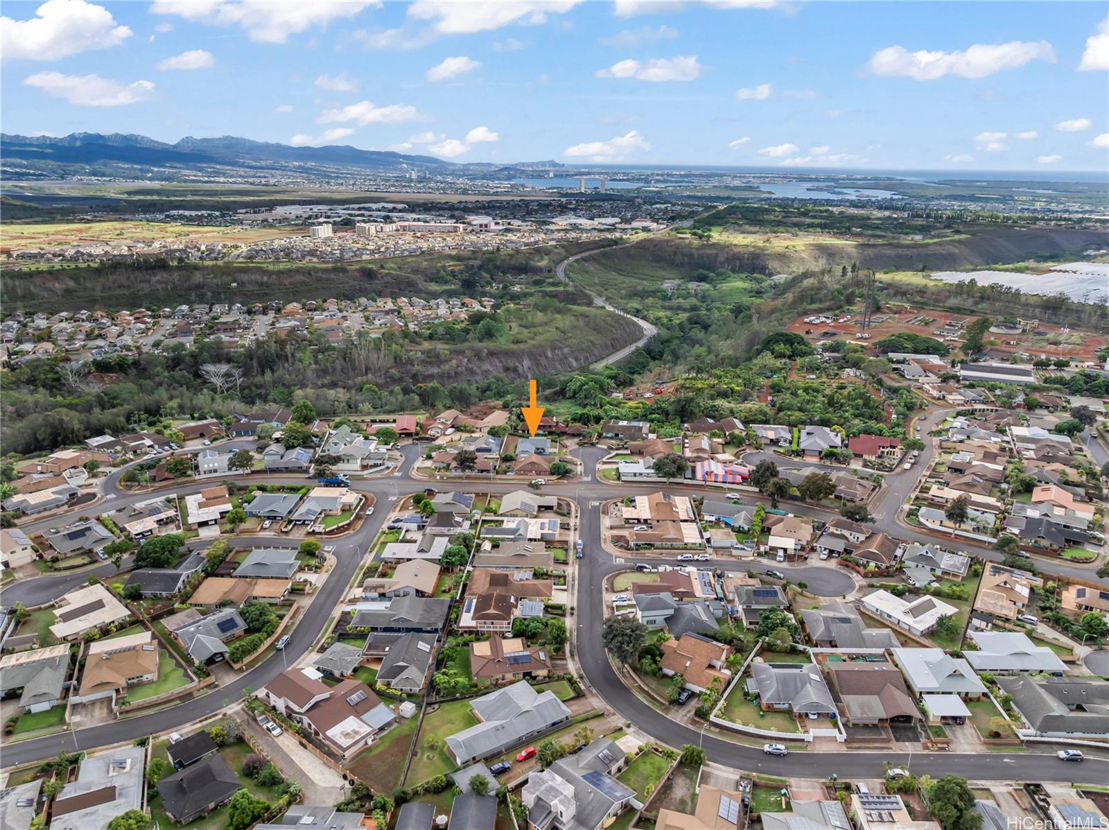 94-410  Keehuhiwa Street Mililani Area, Central home - photo 4 of 25
