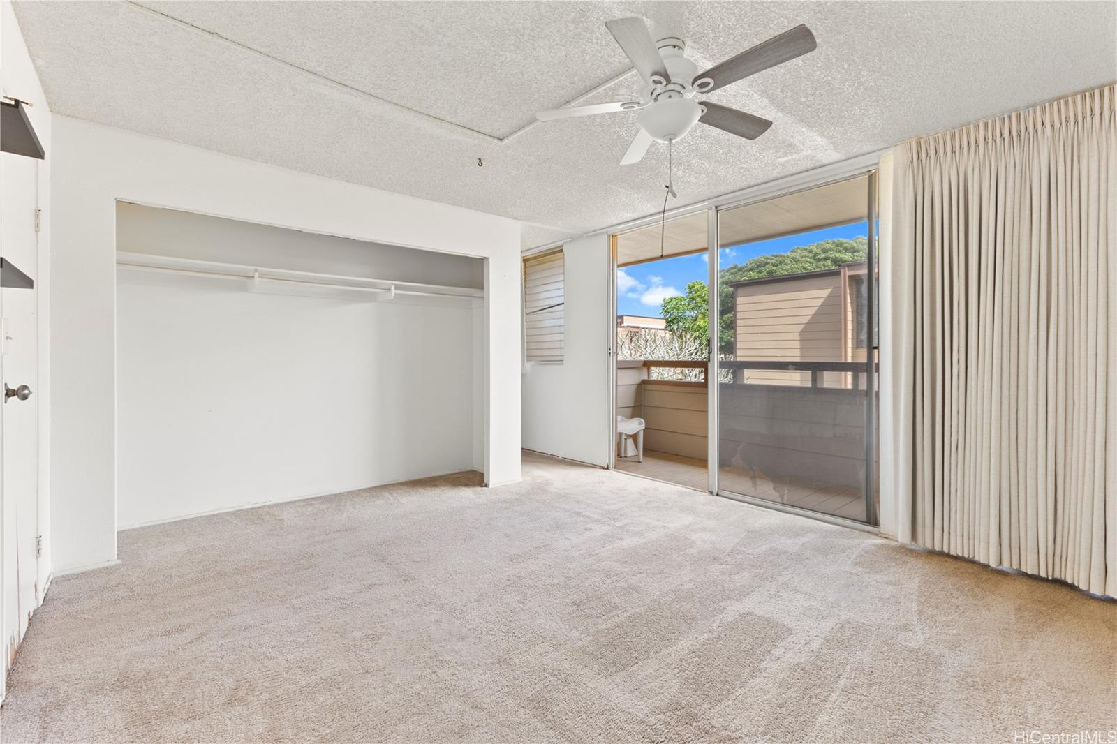 Kaholo Hale condo # 23, Honolulu, Hawaii - photo 21 of 24