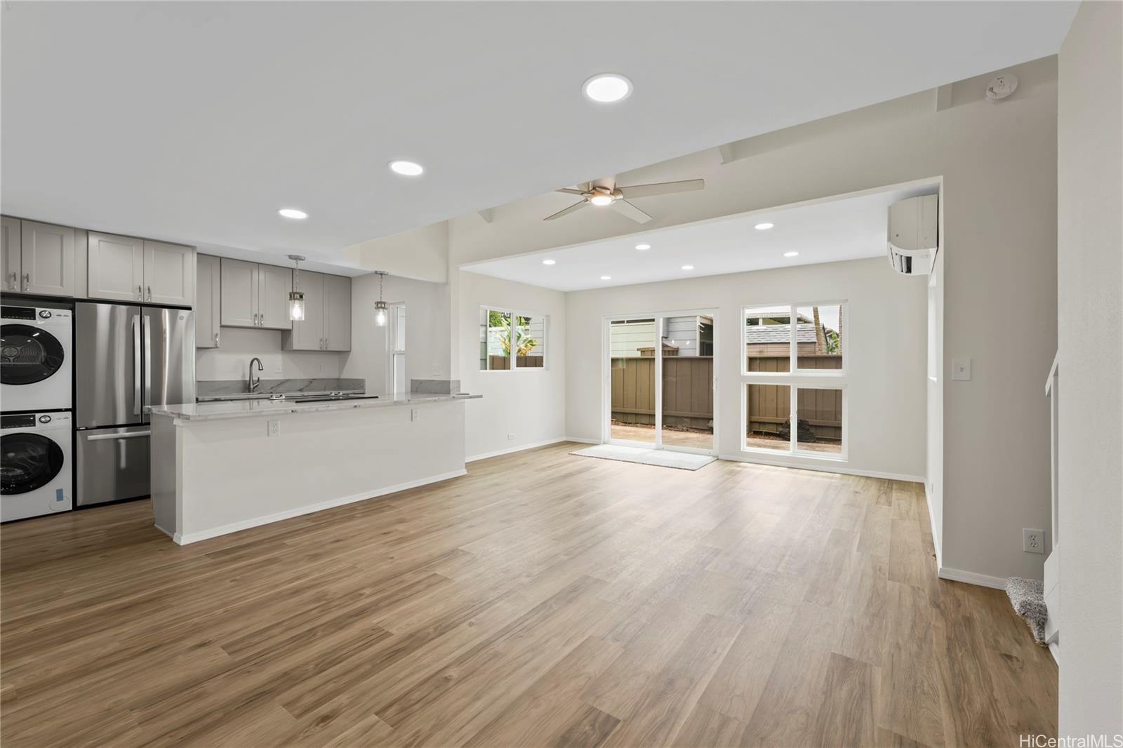 Mililani Town 1087, 94415 Lanikuhana Place, Mililani Mililani Area townhouse For sale