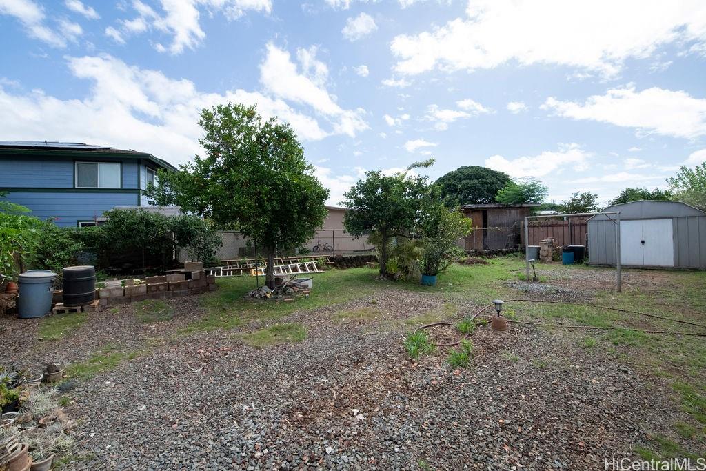 94-423  Awamoi Street Robinson Heights, Waipahu home - photo 4 of 23