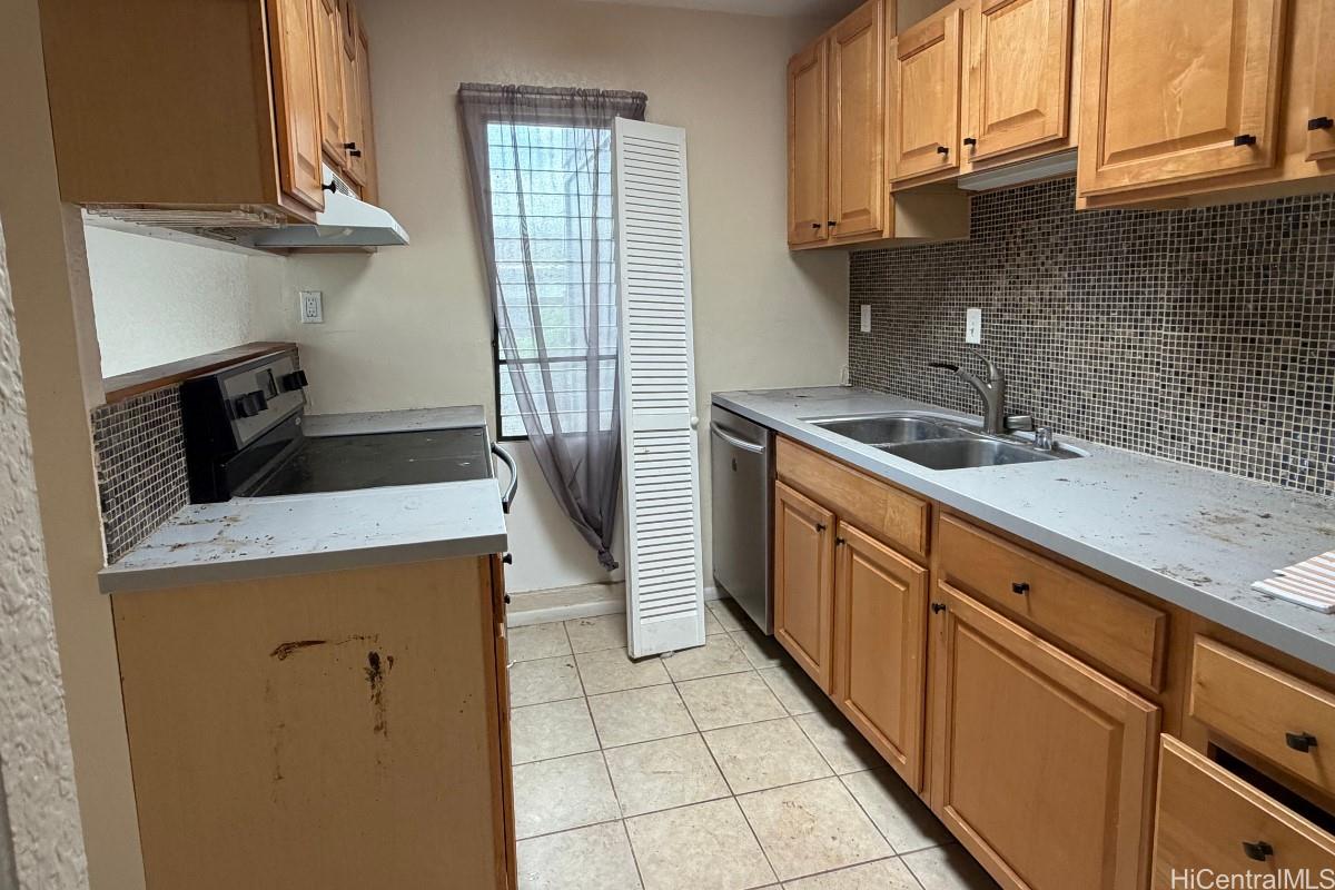 MTA townhouse # 164, Mililani, Hawaii - photo 4 of 15