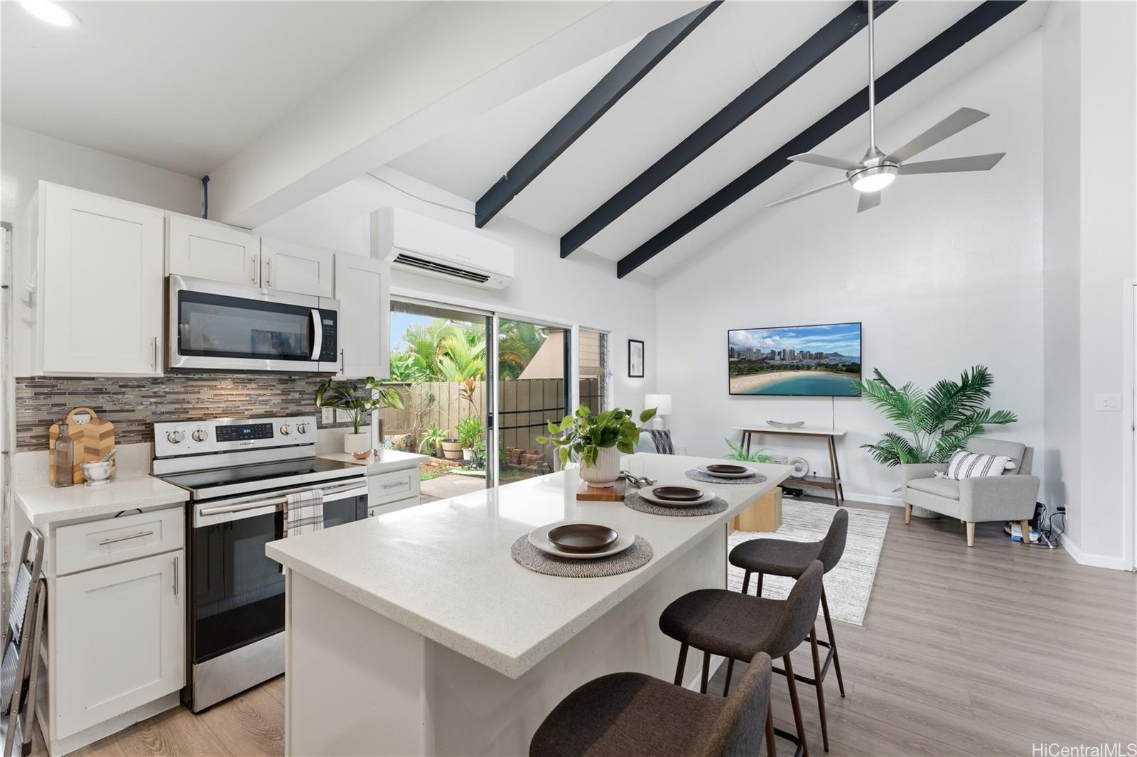 MTA townhouse # 1103, Mililani, Hawaii - photo 5 of 24