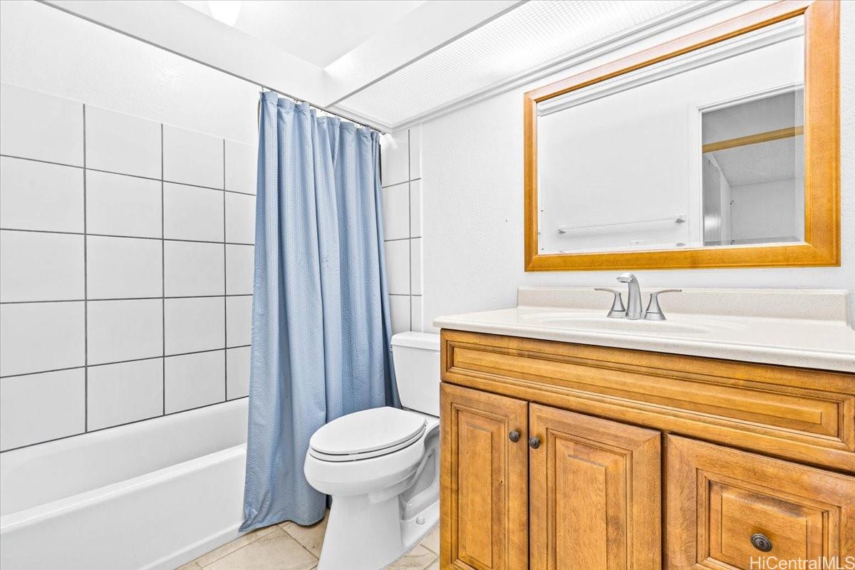 94-436  Kealohi Place Mililani Area, Central home - photo 13 of 17