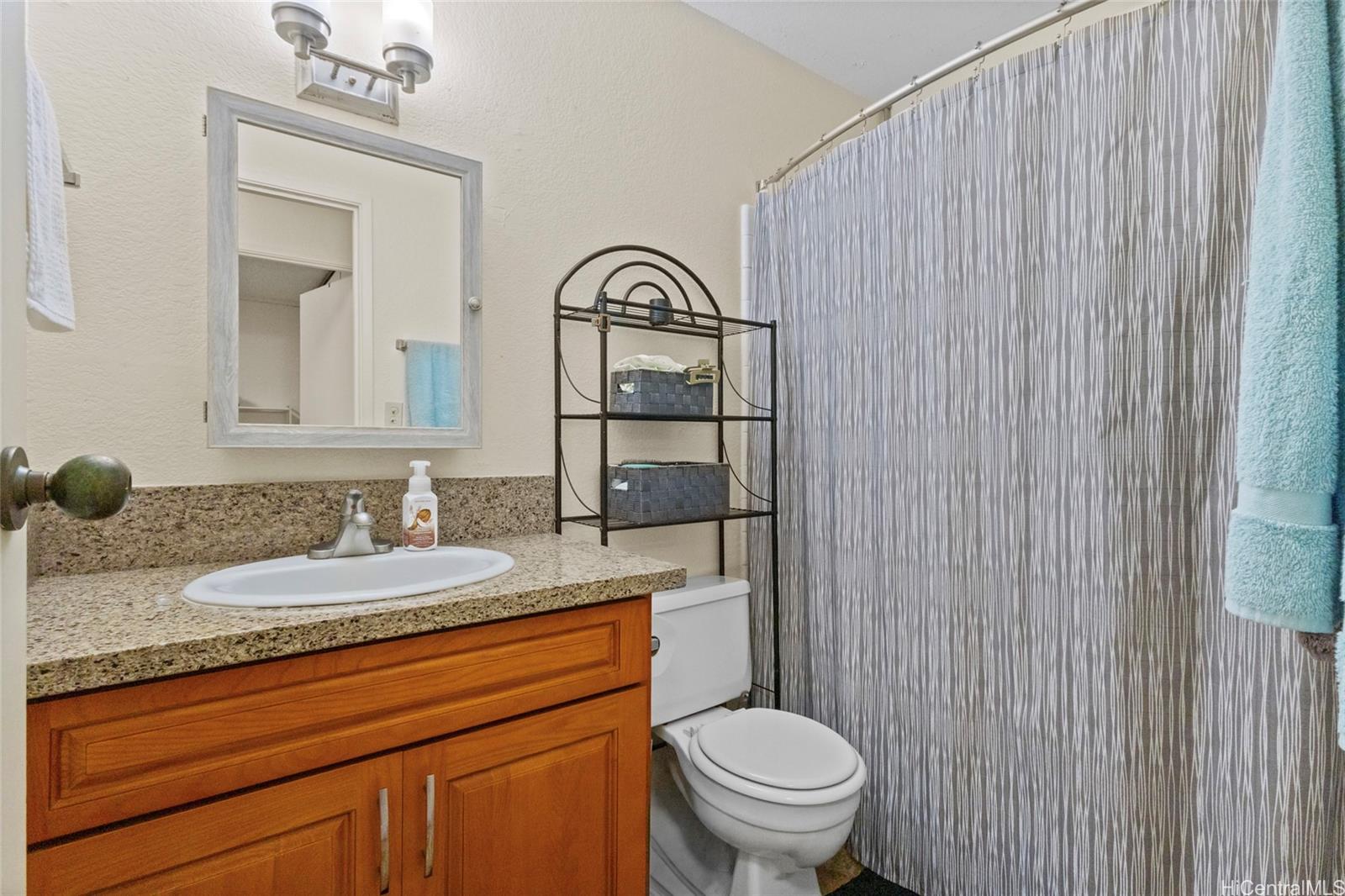 94-441  Mulehu Street Mililani Area, Central home - photo 14 of 19