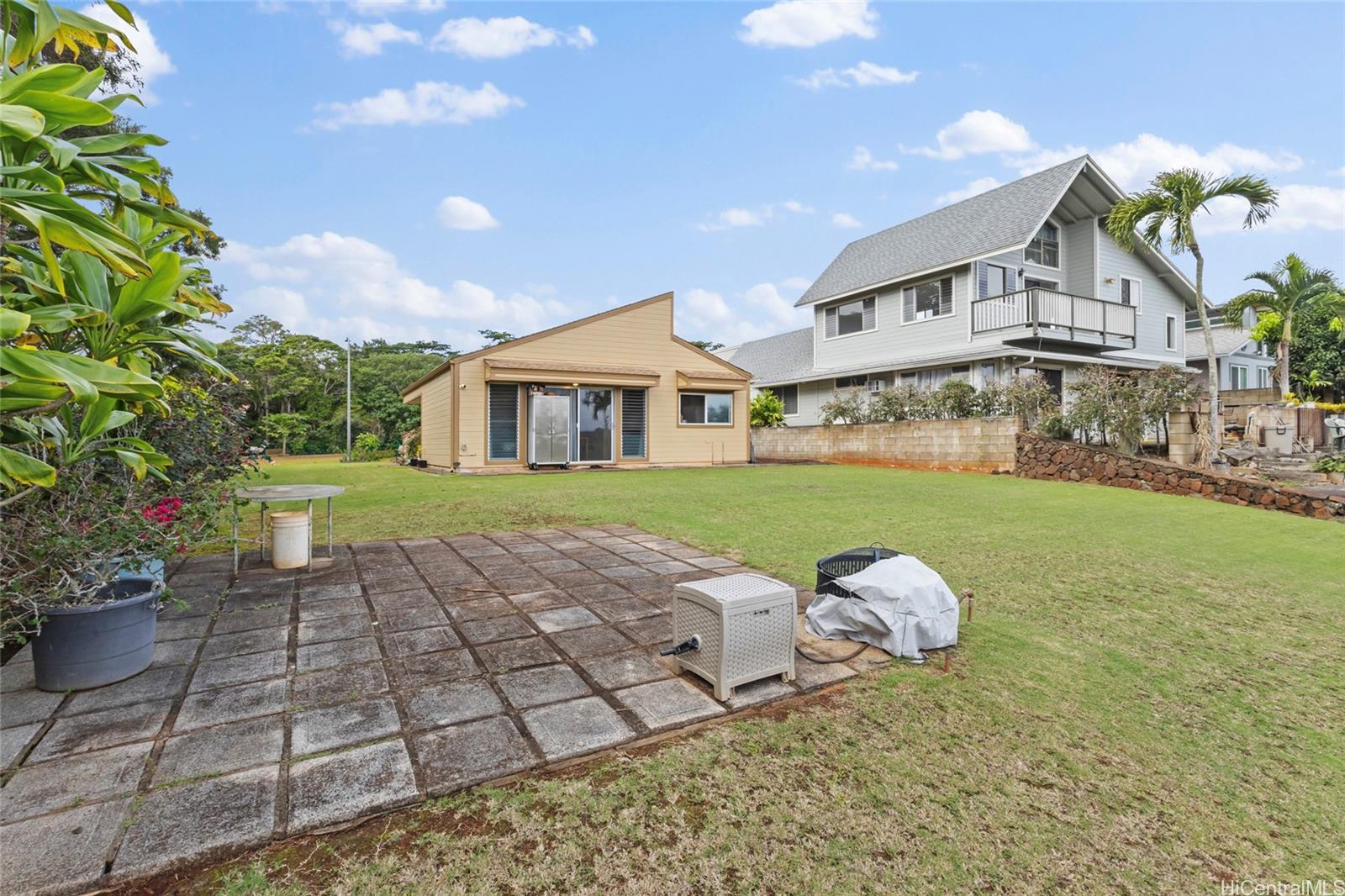94-441  Mulehu Street Mililani Area, Central home - photo 16 of 19