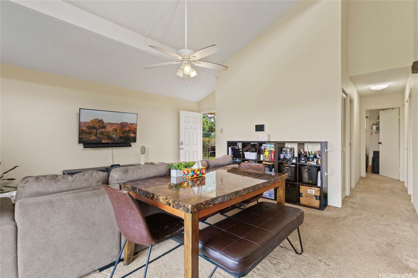 94-441  Mulehu Street Mililani Area, Central home - photo 4 of 19