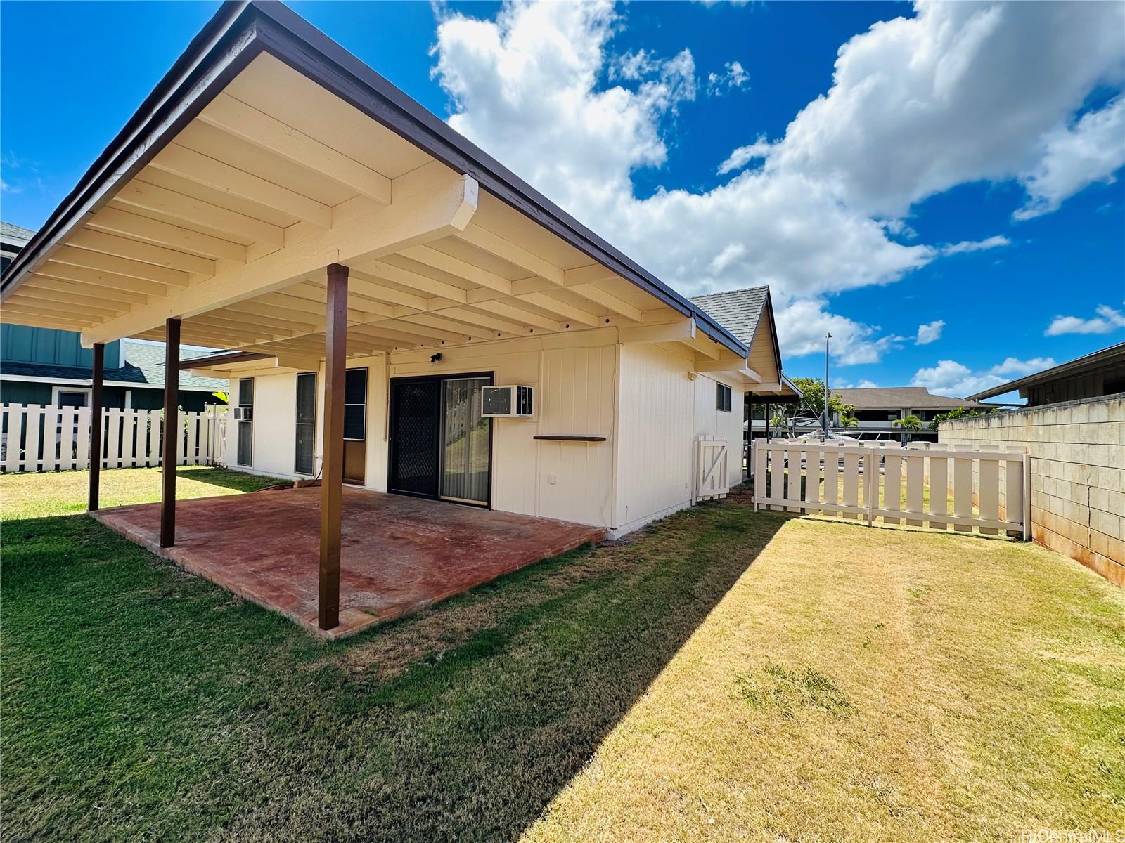 94-461 Noholoa Loop Mililani - Rental - photo 2 of 7