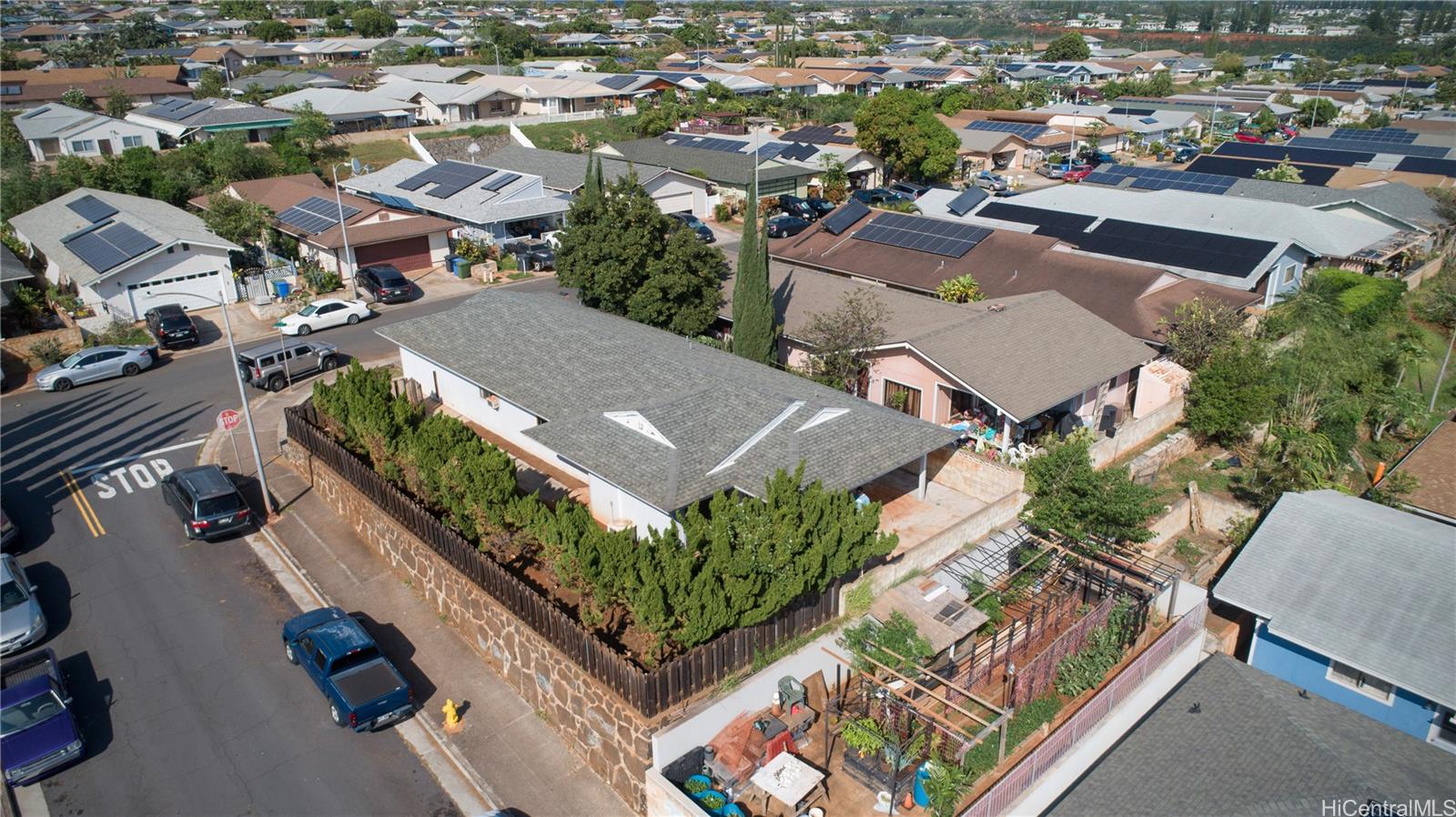 94-469  Alapine St Village Park, Waipahu home - photo 18 of 25