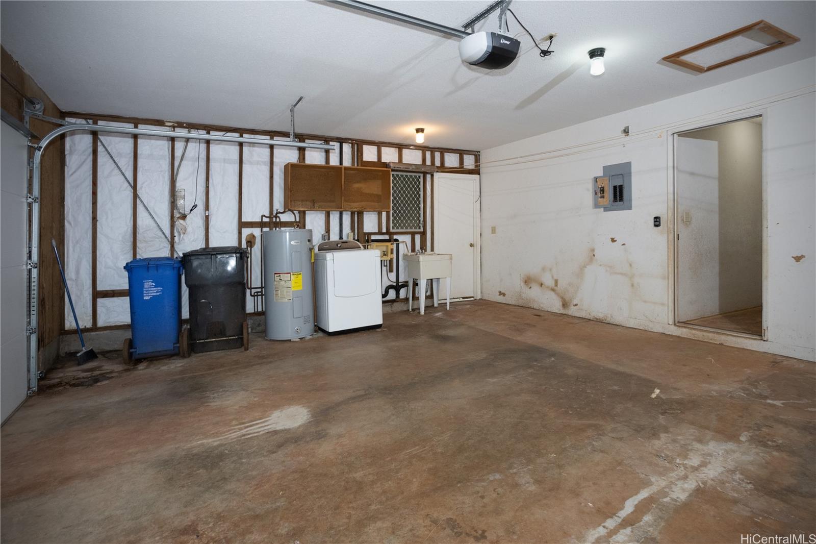 94-469  Alapine St Village Park, Waipahu home - photo 20 of 25