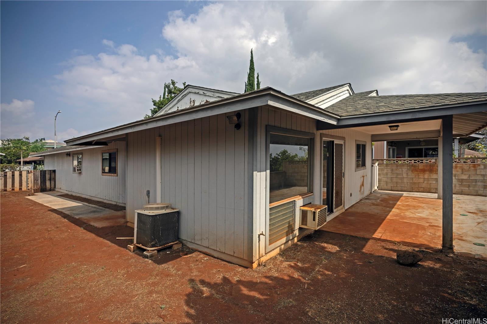 94-469  Alapine St Village Park, Waipahu home - photo 24 of 25